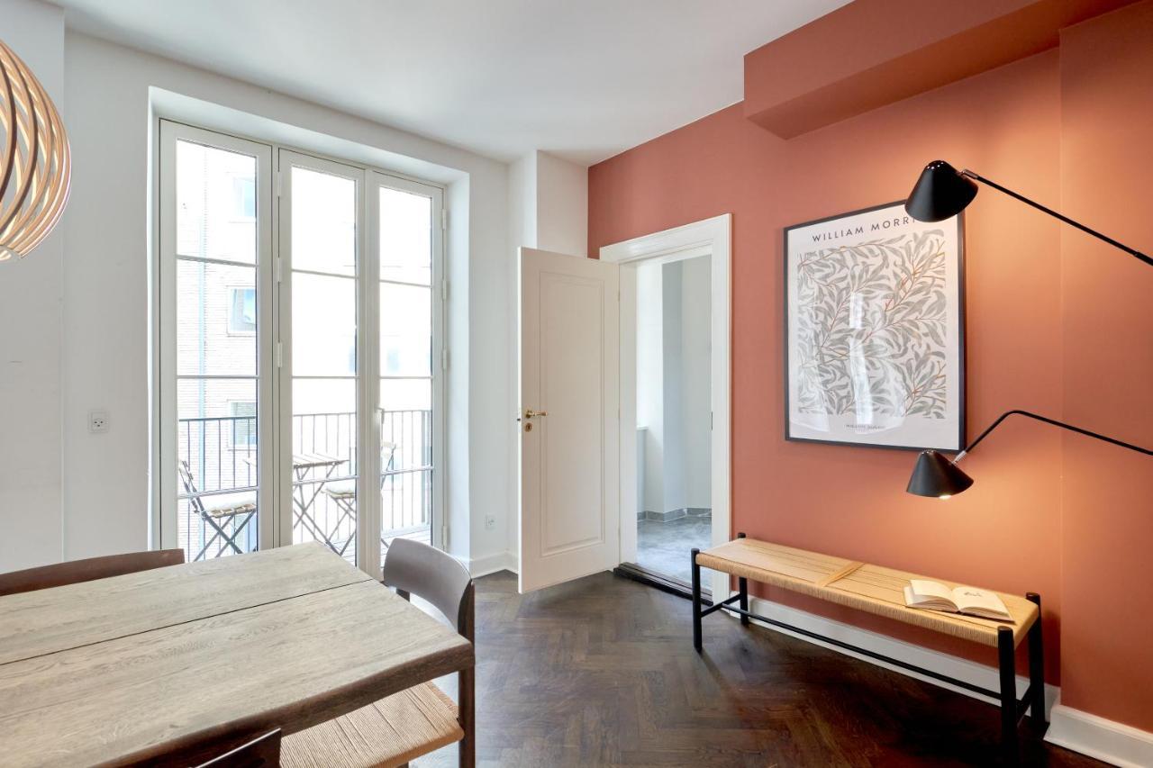 Stylish 4 Bedroom Flat In Cph *