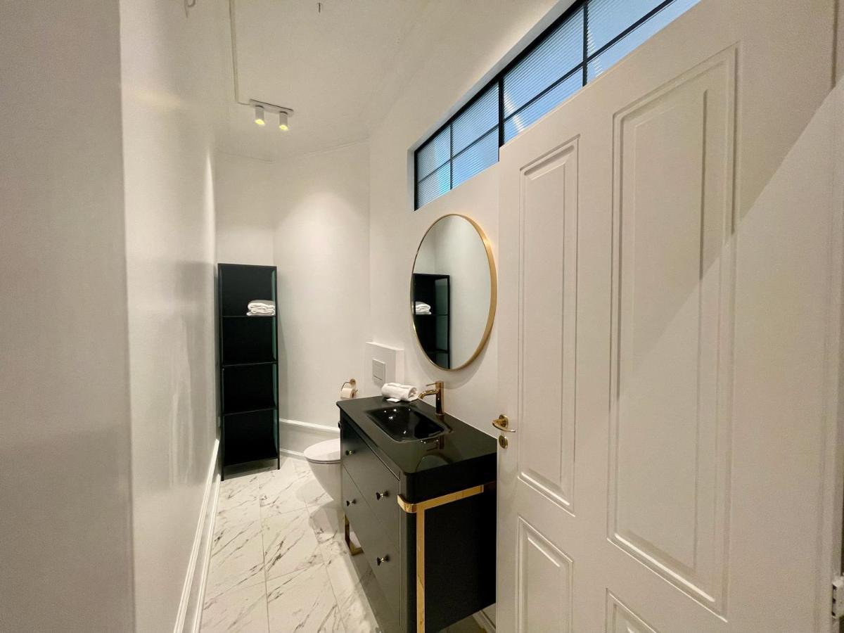 Beautiful 3 Bedroom Flat Next To The Marble Church Apartment Copenhagen
