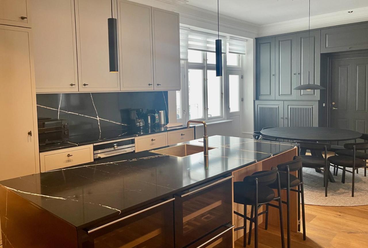 Beautiful 3 Bedroom Flat Next To The Marble Church Apartment Copenhagen