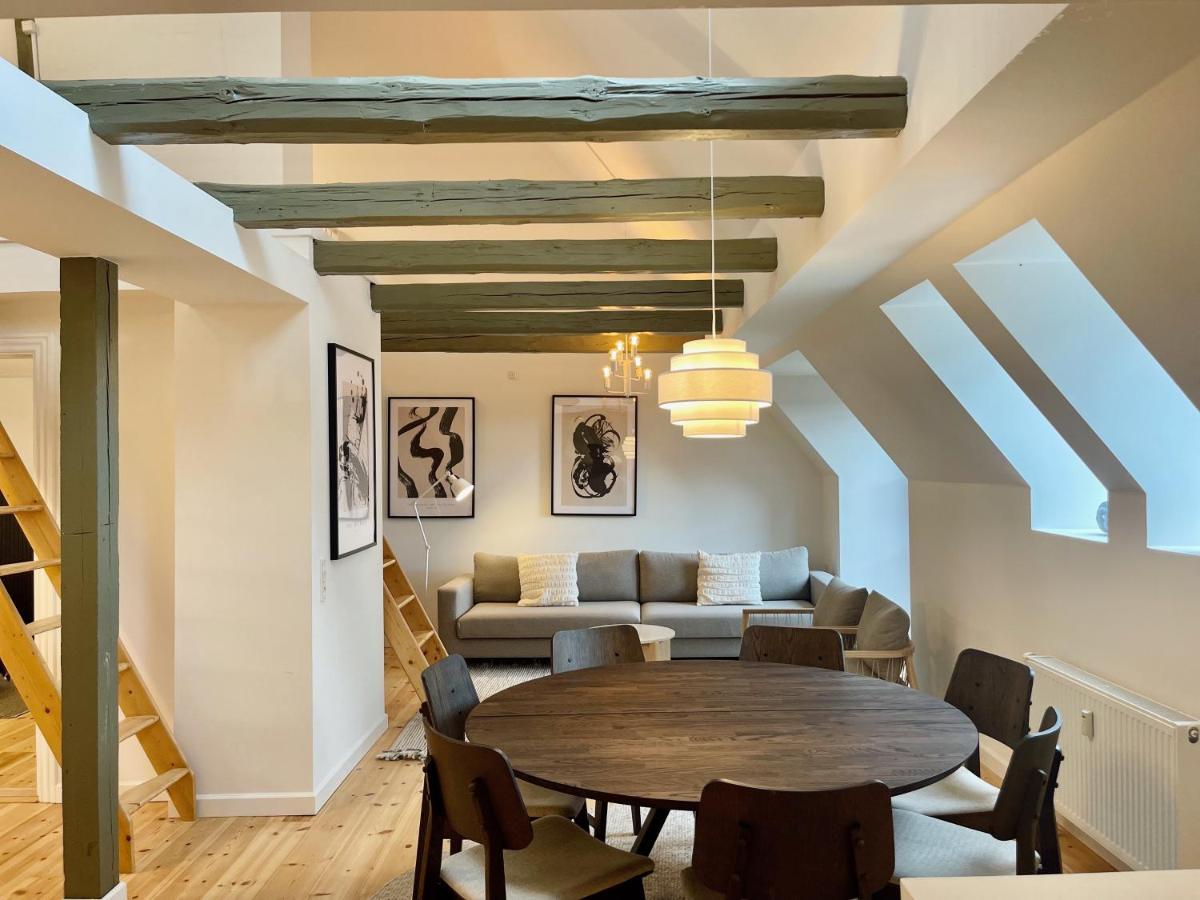 Large In Lovely Urban Area In Cph O