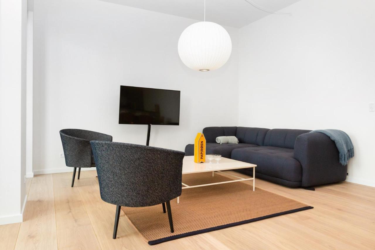 Udsigt Til 20.000.000 Dkk - M.plads Til 6 Personer Apartment