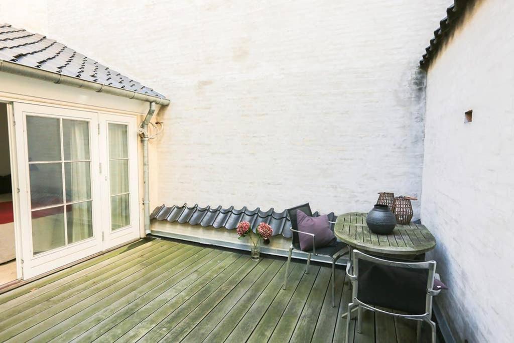 Exclusive And - Private Roof Terrace! Apartment *
