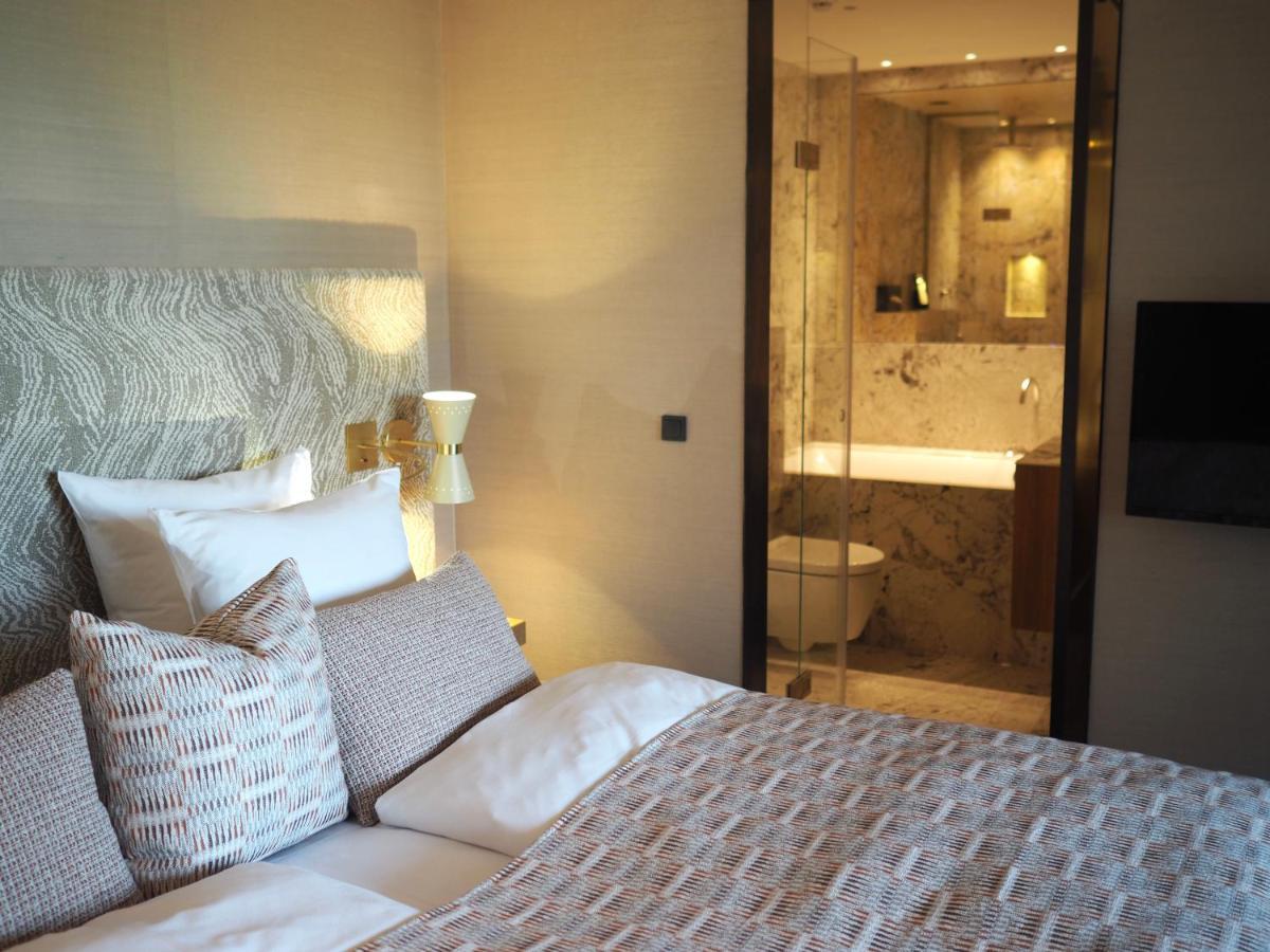 Hotelli Hypernym & Suites 4*