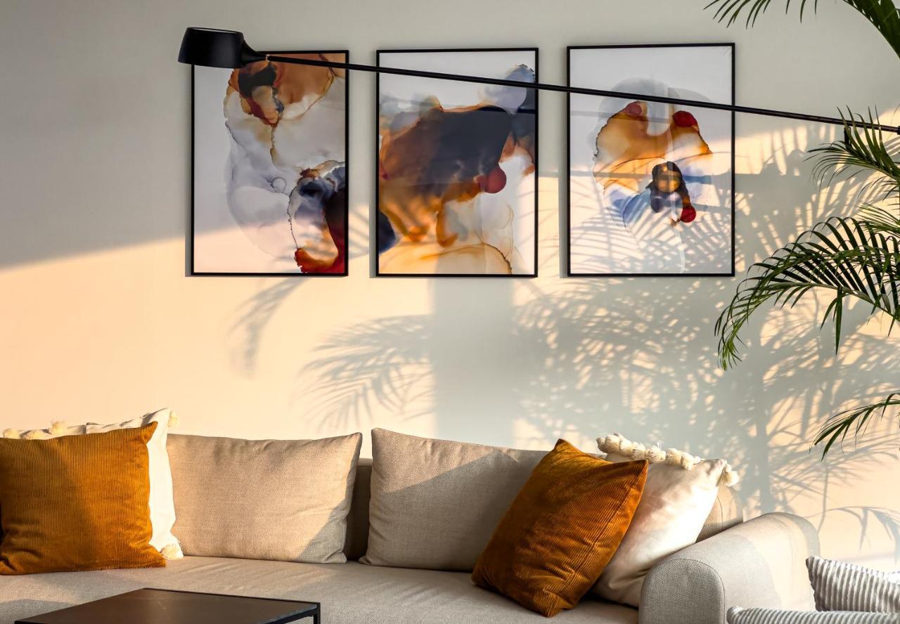 Exclusive Penthouse With Sunset Views Appartamento