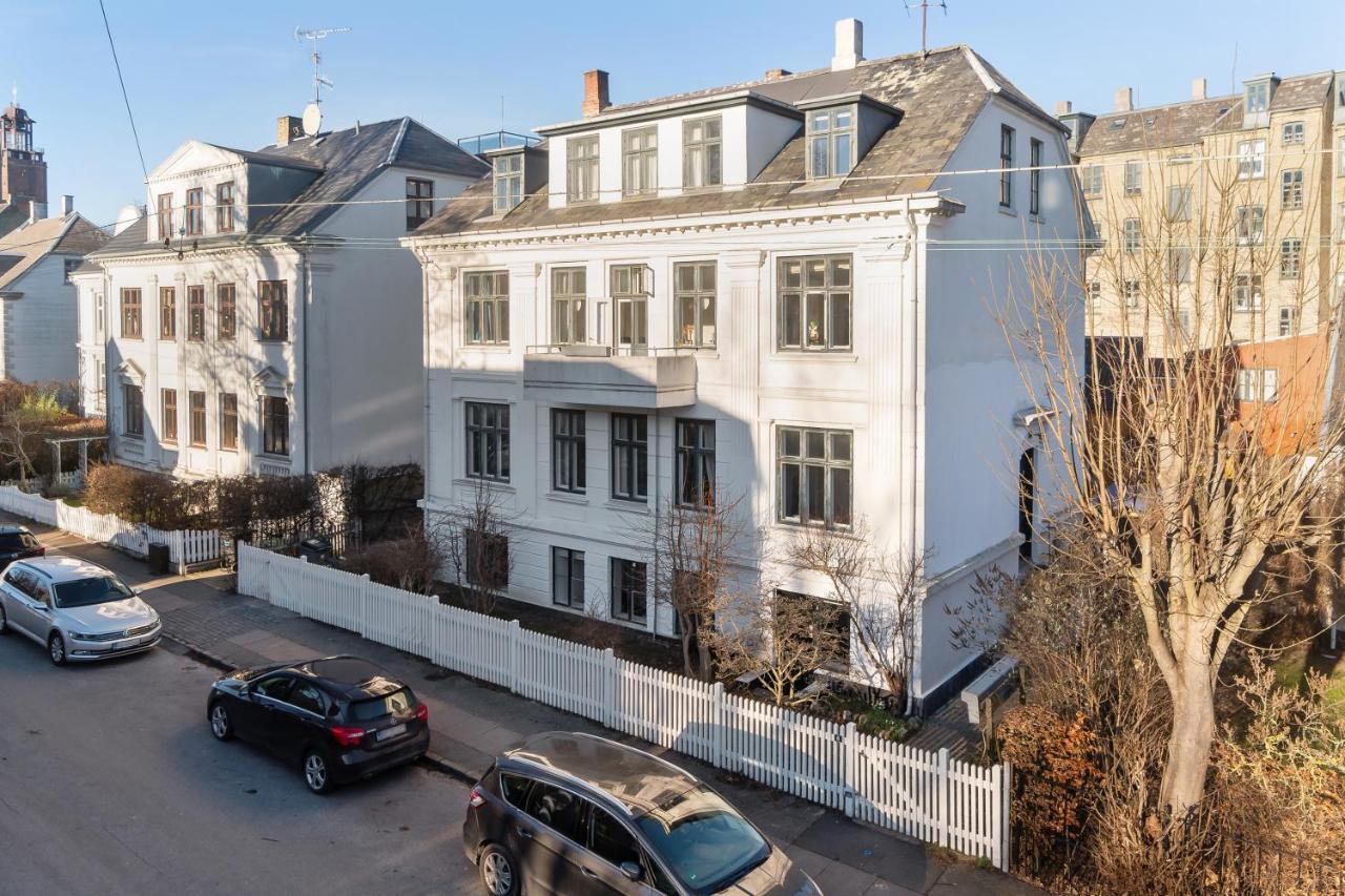 In Quiet White Hortensiavej 8 On Frederiksberg C * Copenhaga
