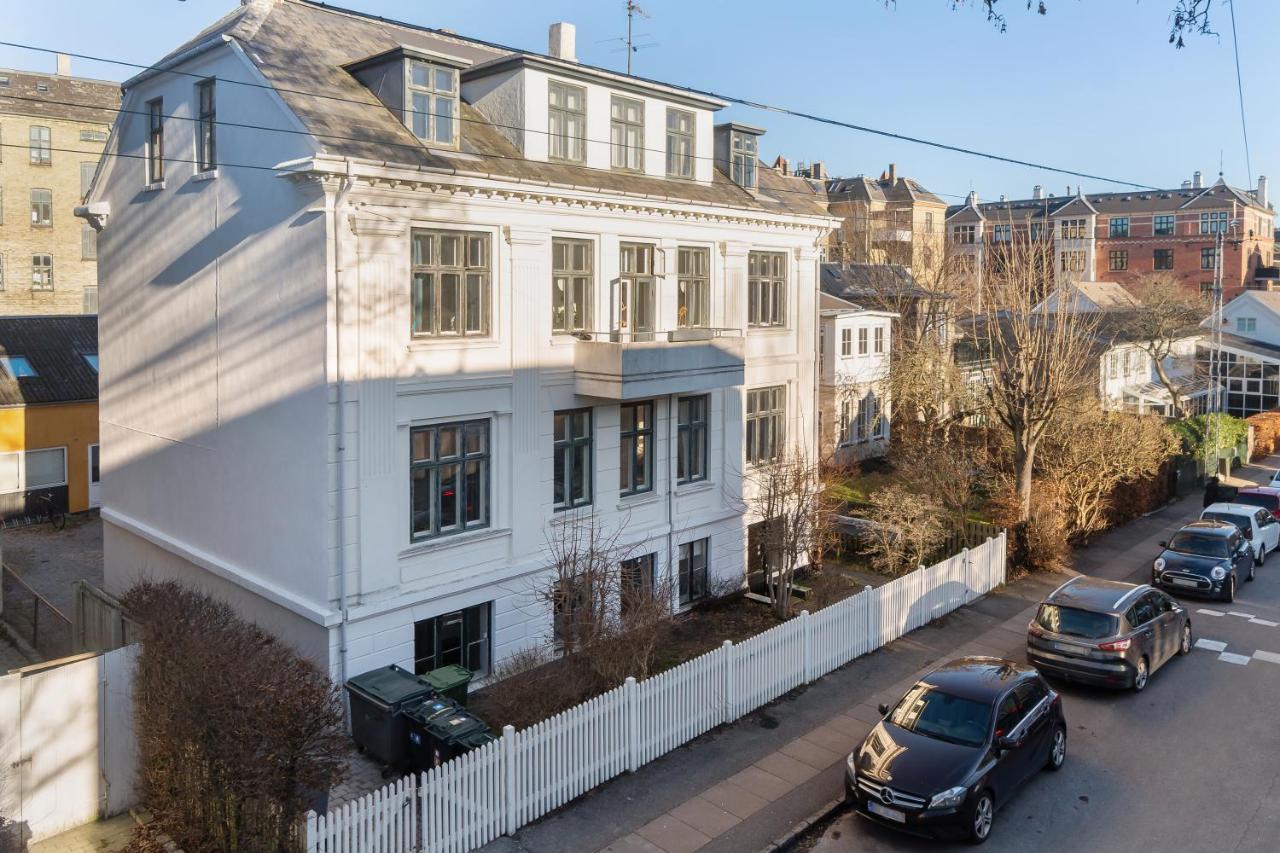 In Quiet White Hortensiavej 8 On Frederiksberg C Hostelli *