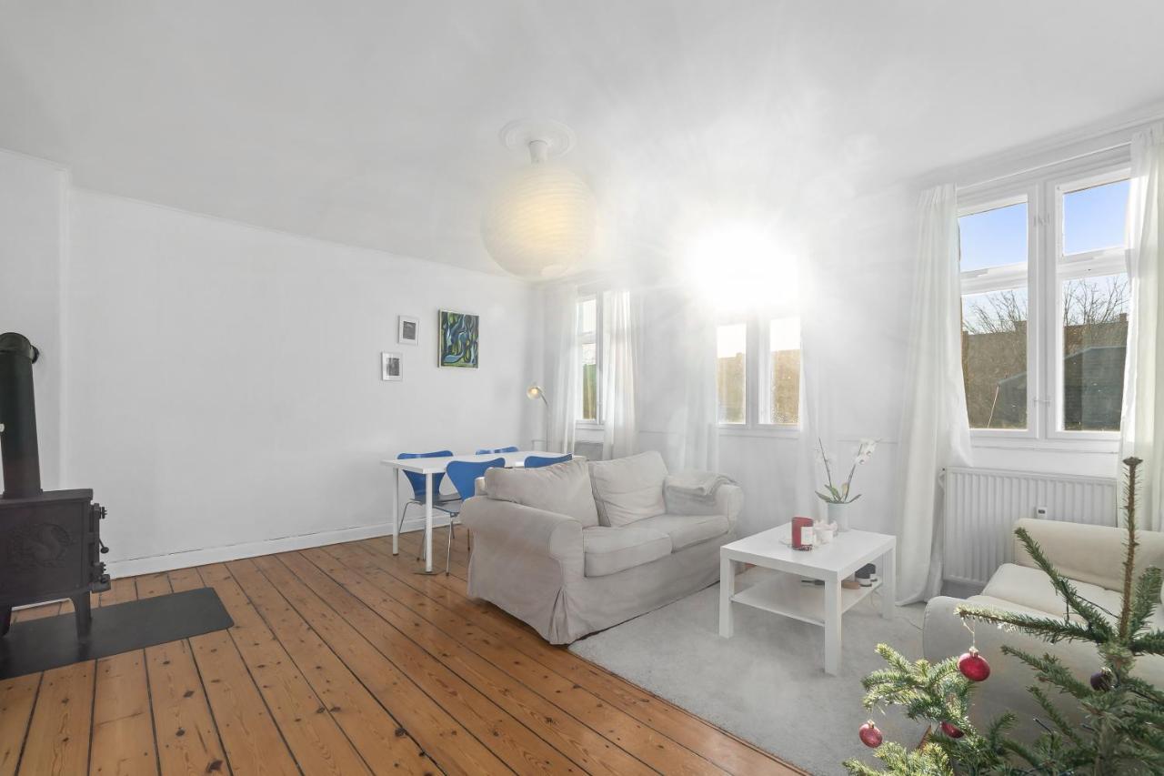 In Quiet White Hortensiavej 8 On Frederiksberg C * Copenhaga