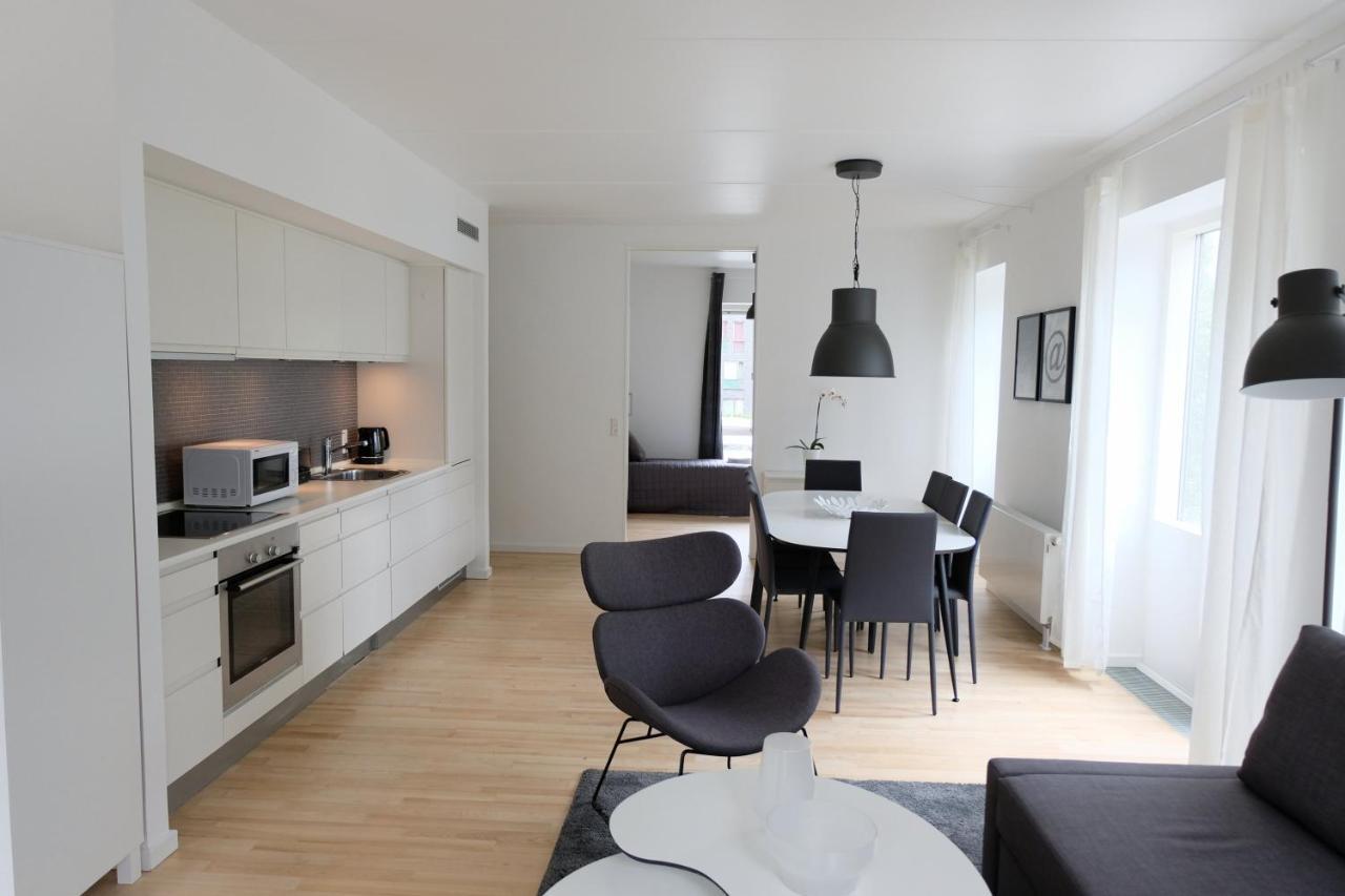 Three Bedroom In S, Cf Mllers Alle 56 *