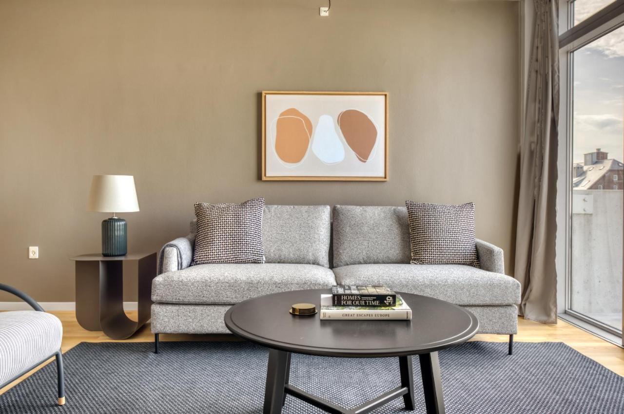 Apartment Amazing Two Bedroom Flat In Urban Area *