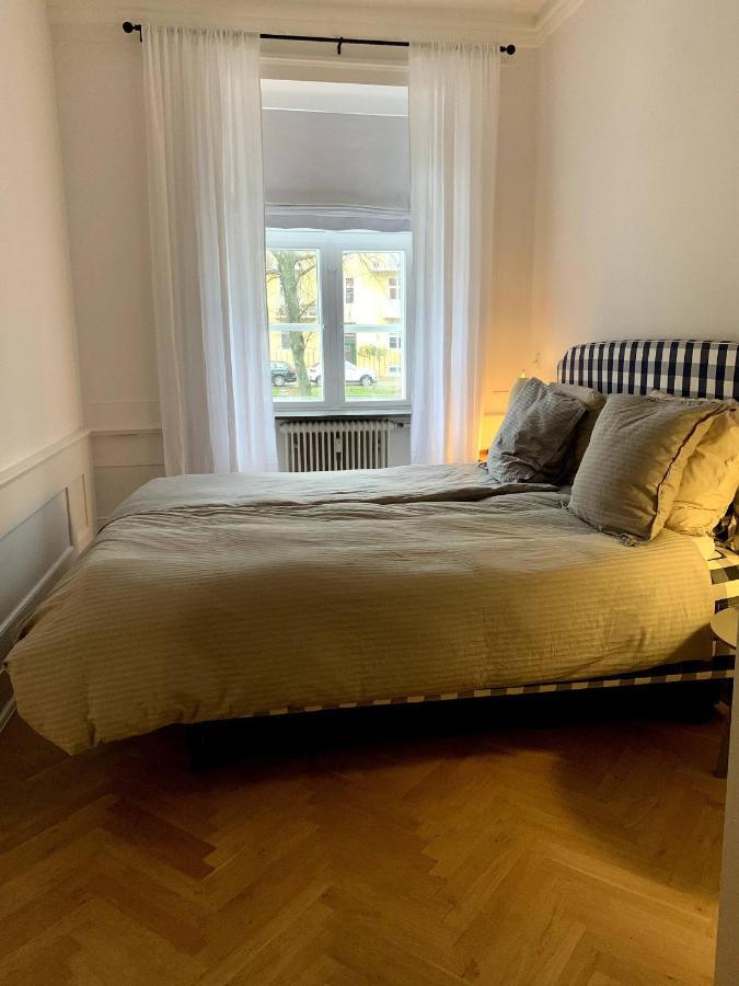 Christianshavn Canalside Luxury Apartment Copenhagen