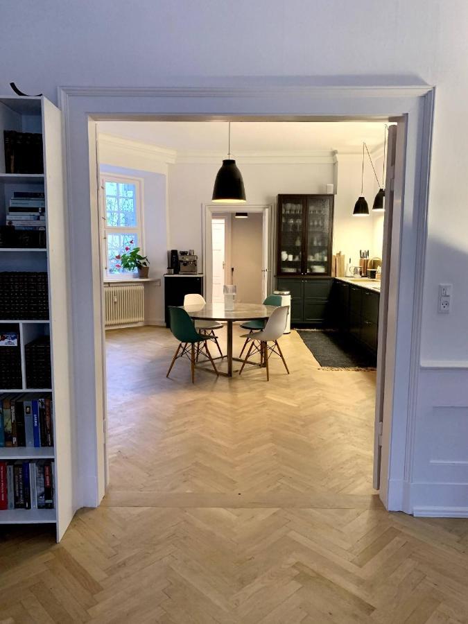 Christianshavn Canalside Luxury * Copenhagen