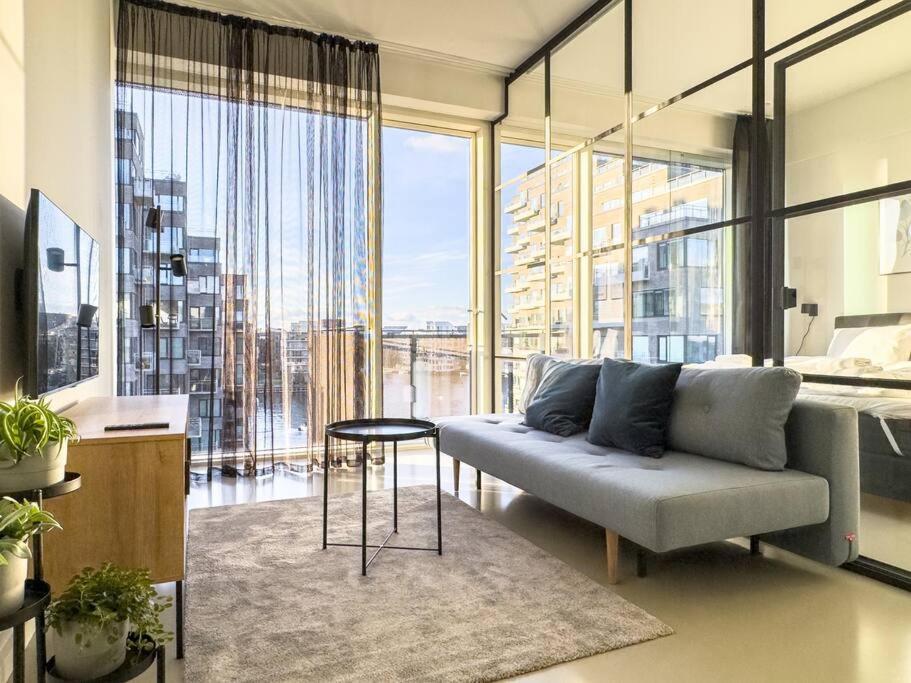 Apartment Chic Atelier With Breathtaking Waterfront