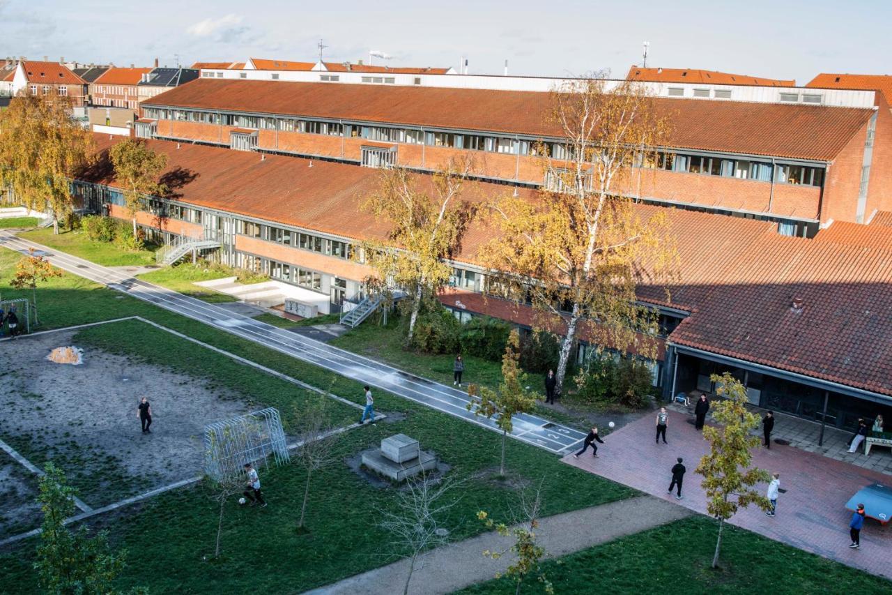Hyggelig & Lys Lejlighed M.plads Til 4 - Amager