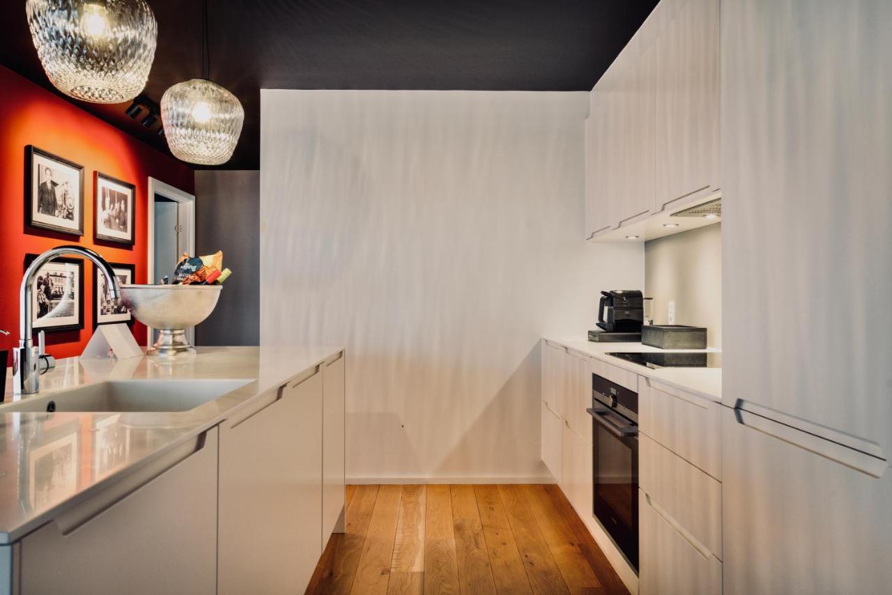 Apartment Bohr