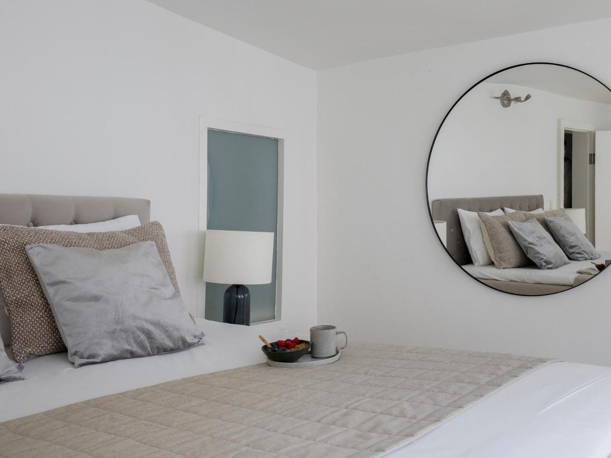 Sanders Main - Popular Two-bedroom Duplex Next To Magical Nyhavn * Copenhagen