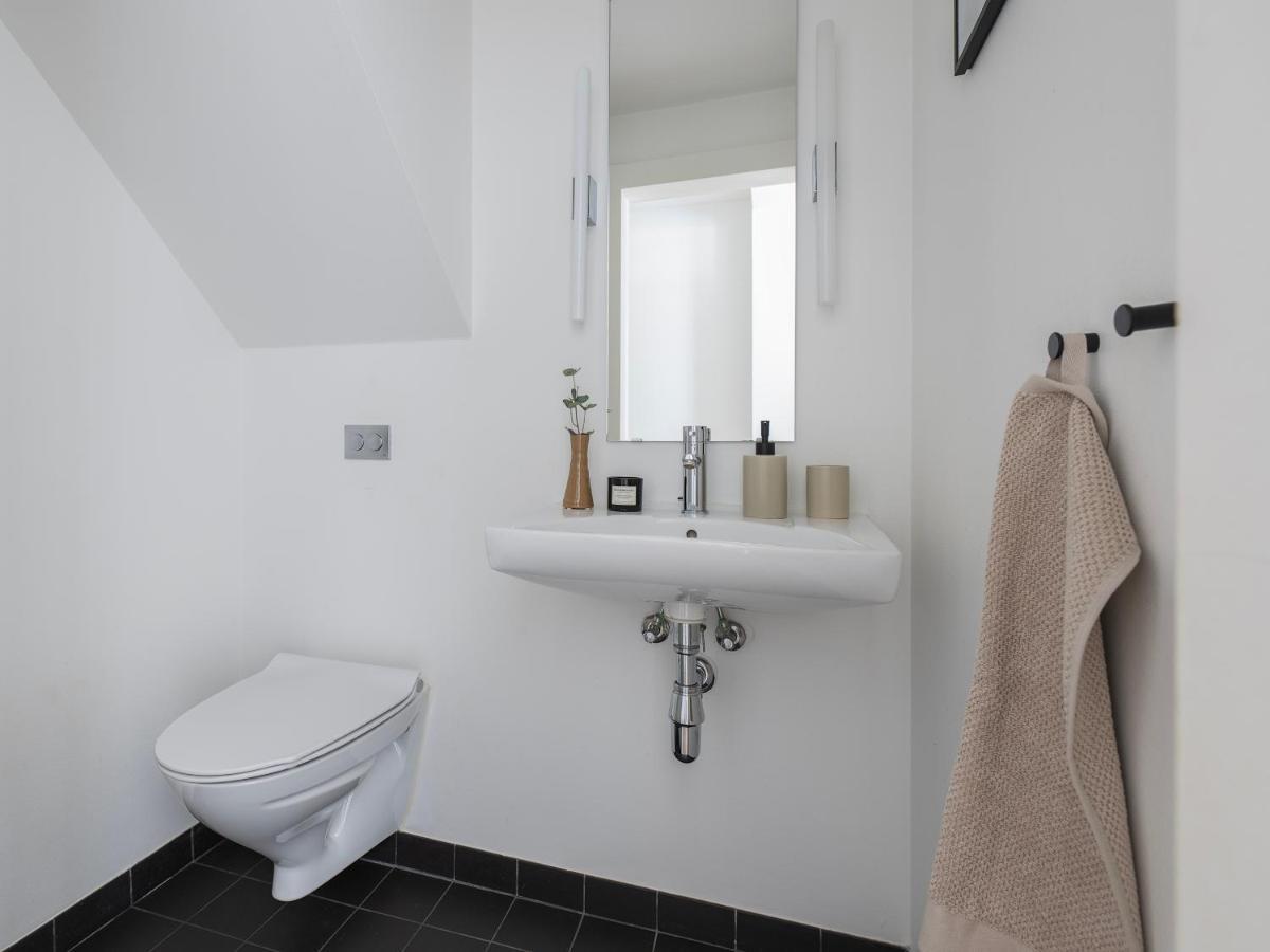 Sanders Main - Popular Two-bedroom Duplex Next To Magical Nyhavn *