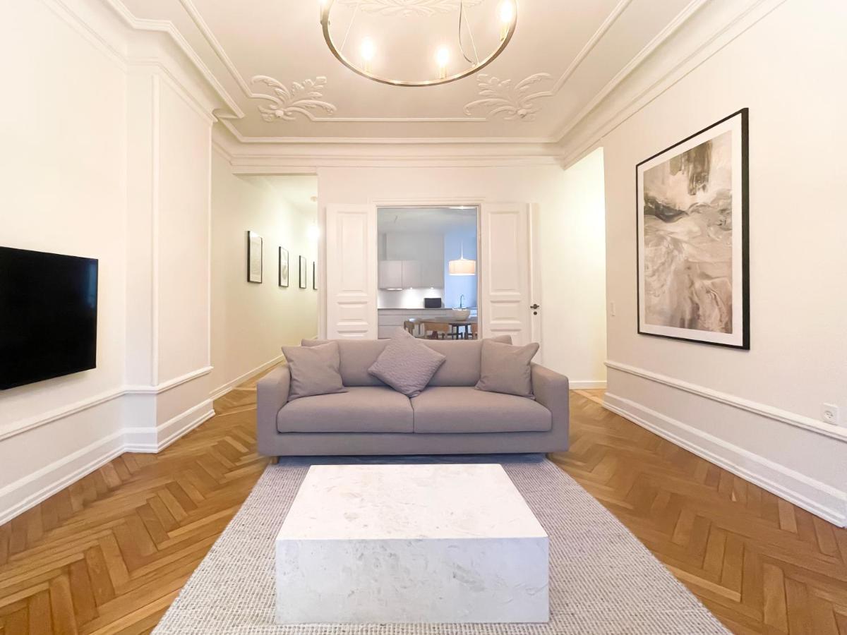 Apartment Large & Modern 4 Bedroom Flat Copenhagen