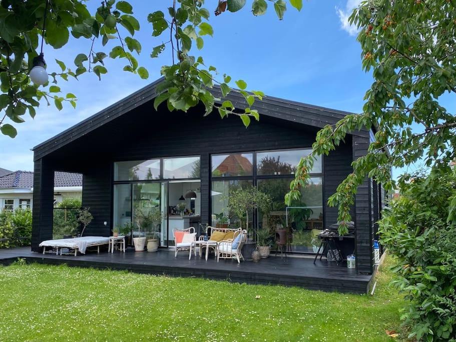 House In Beautiful Villa *