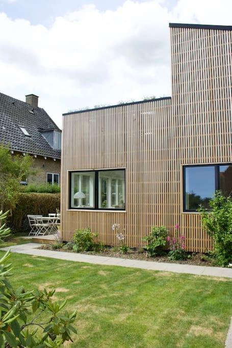 Villa House In Beautiful