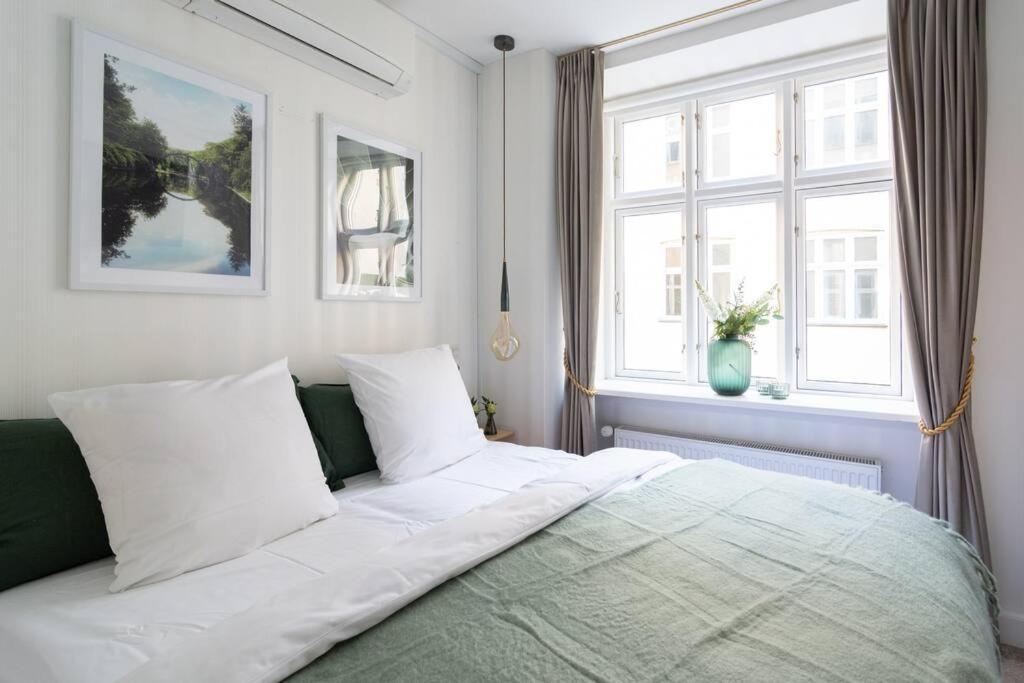 Extravagant-2 Bedrooms-bronze *