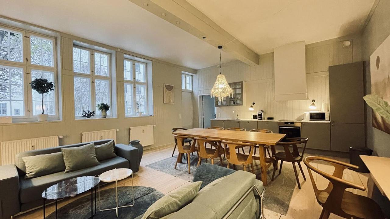 Apartmentincopenhagen 1577 *