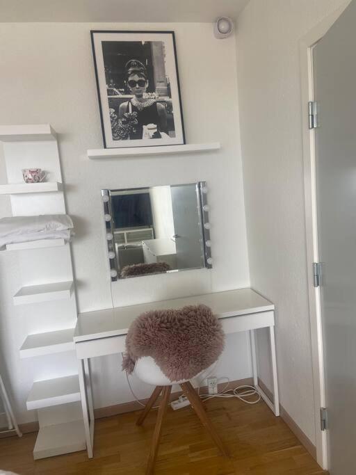Studio In Copenhagen. Appartamento *
