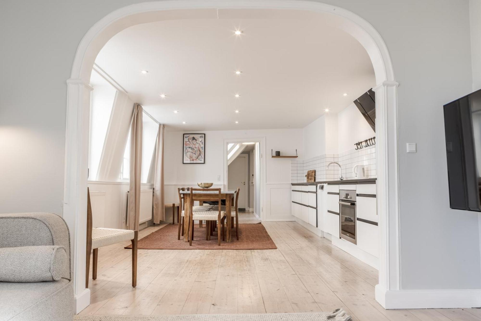 Apartment Penthouse W/rooftop Terrace In Latin Quarter *