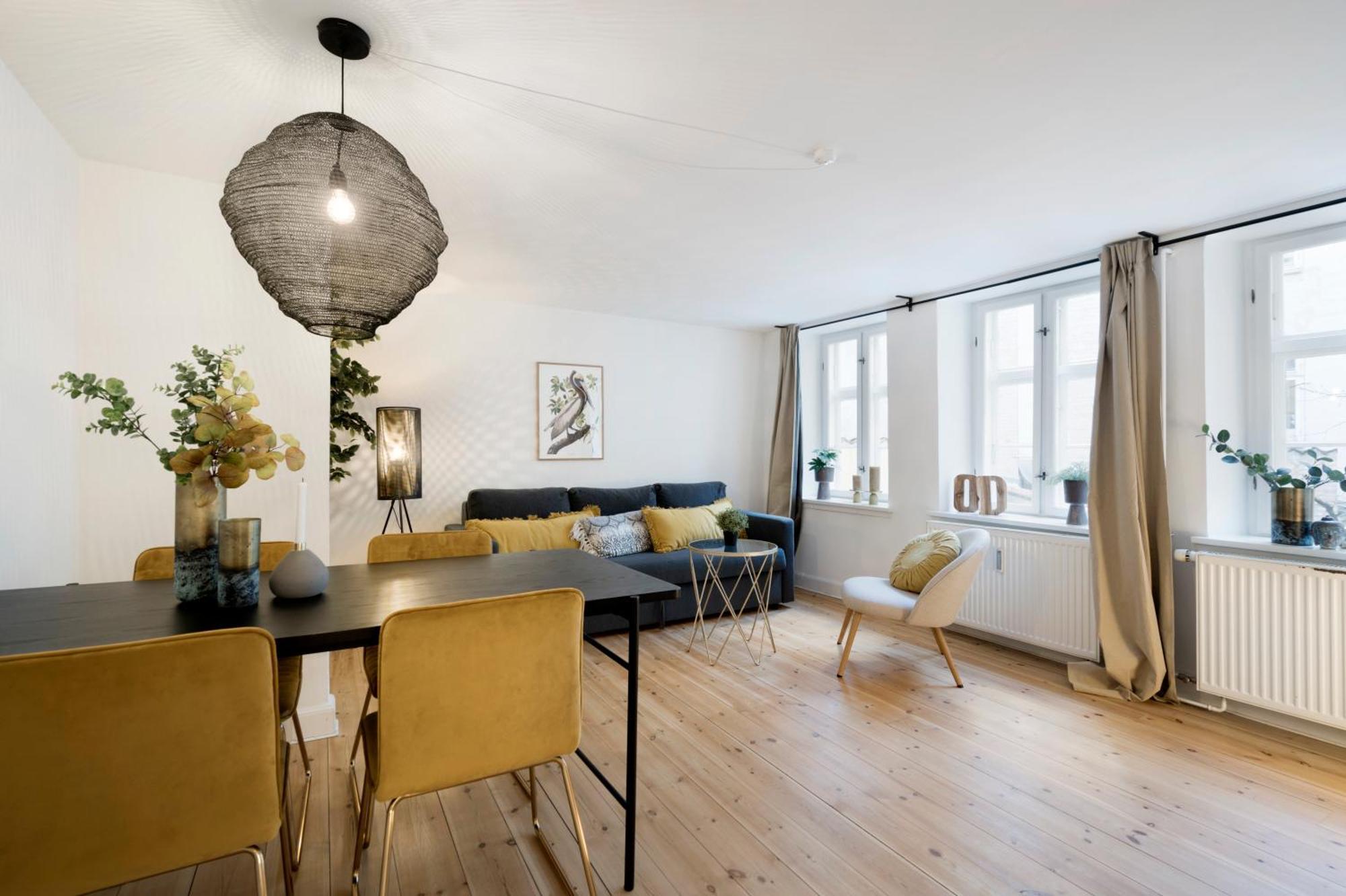 Centrally Located In Appartamento *