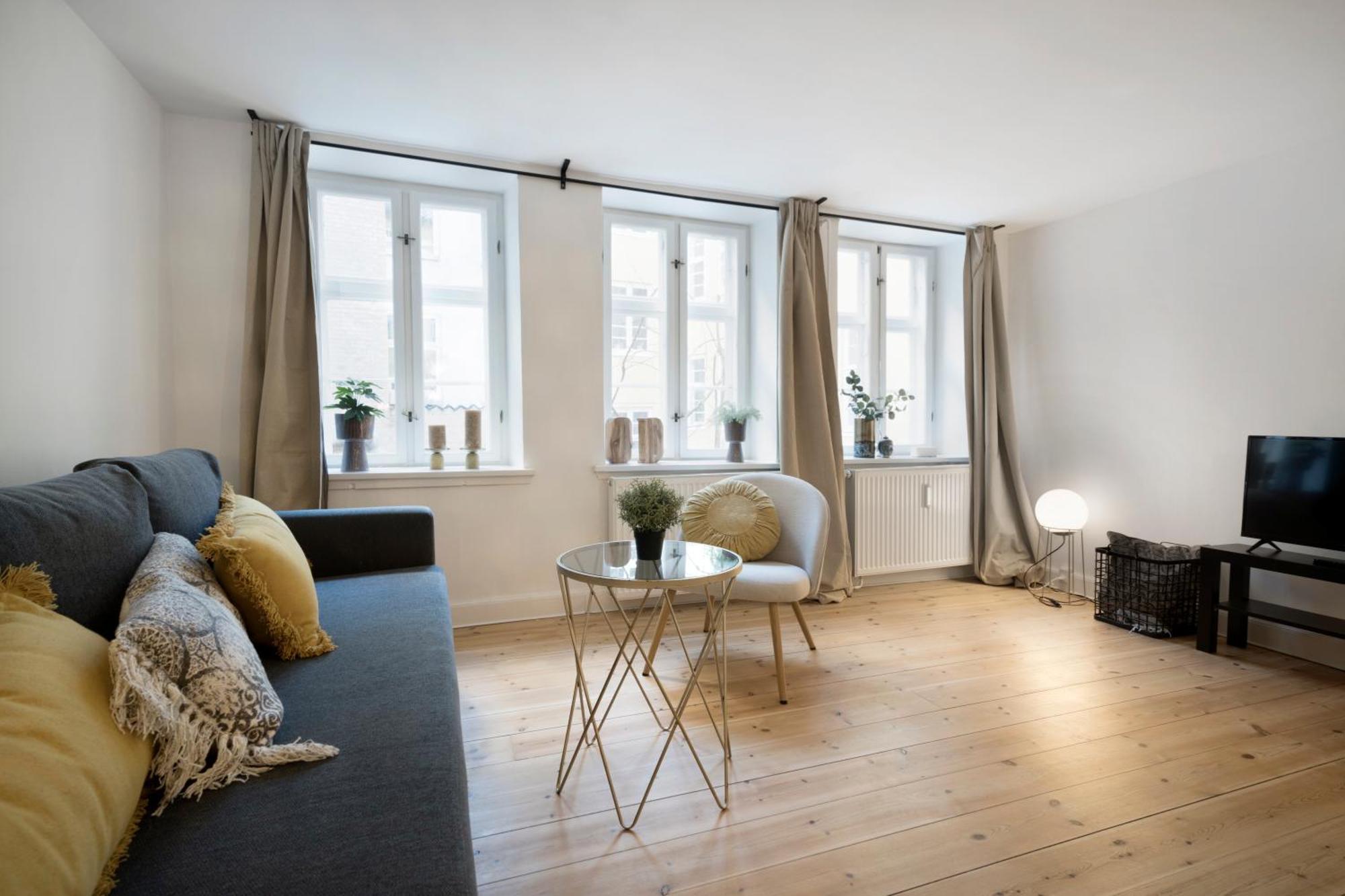 Appartamento Centrally Located In *