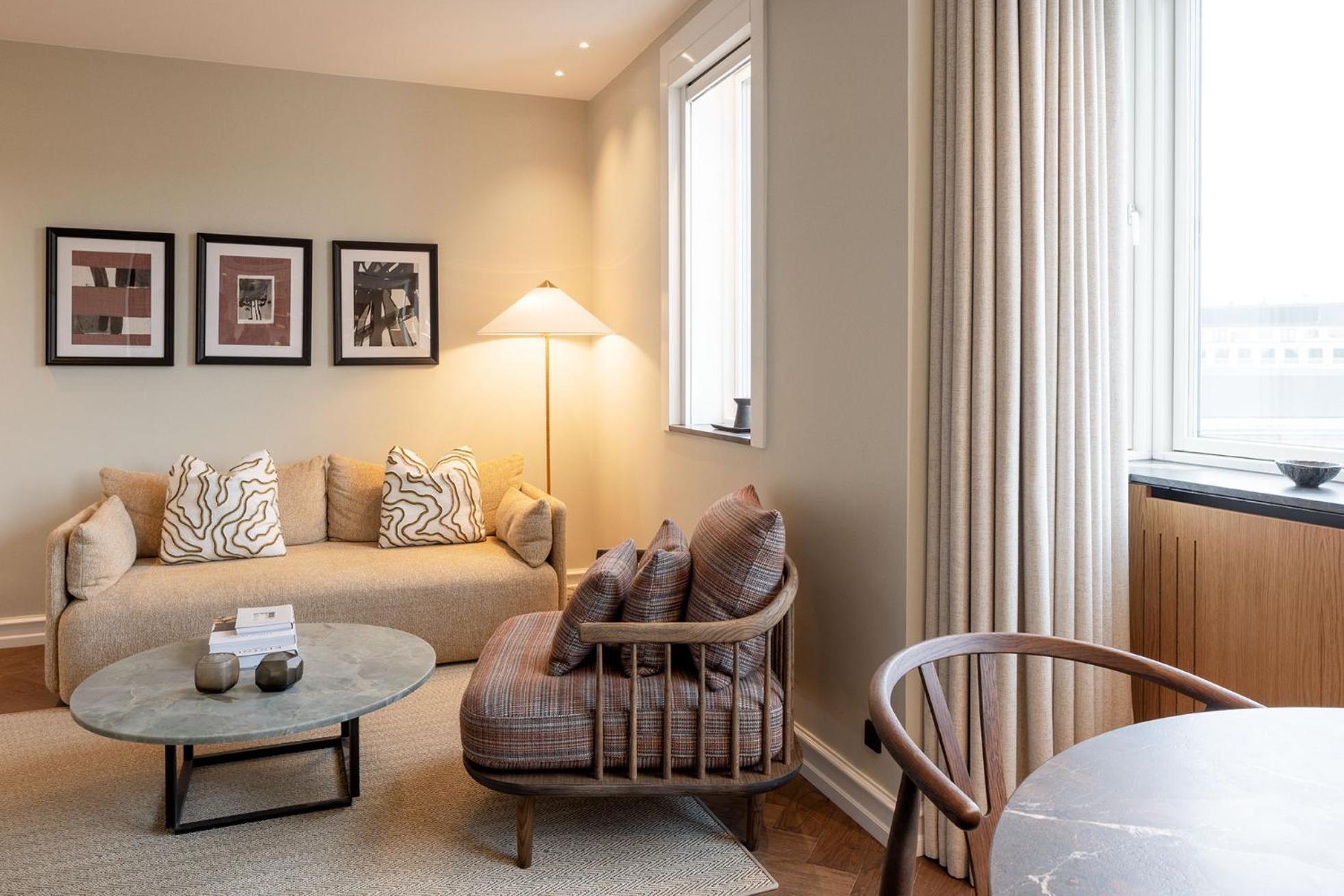 Hypernym & Suites 4*
