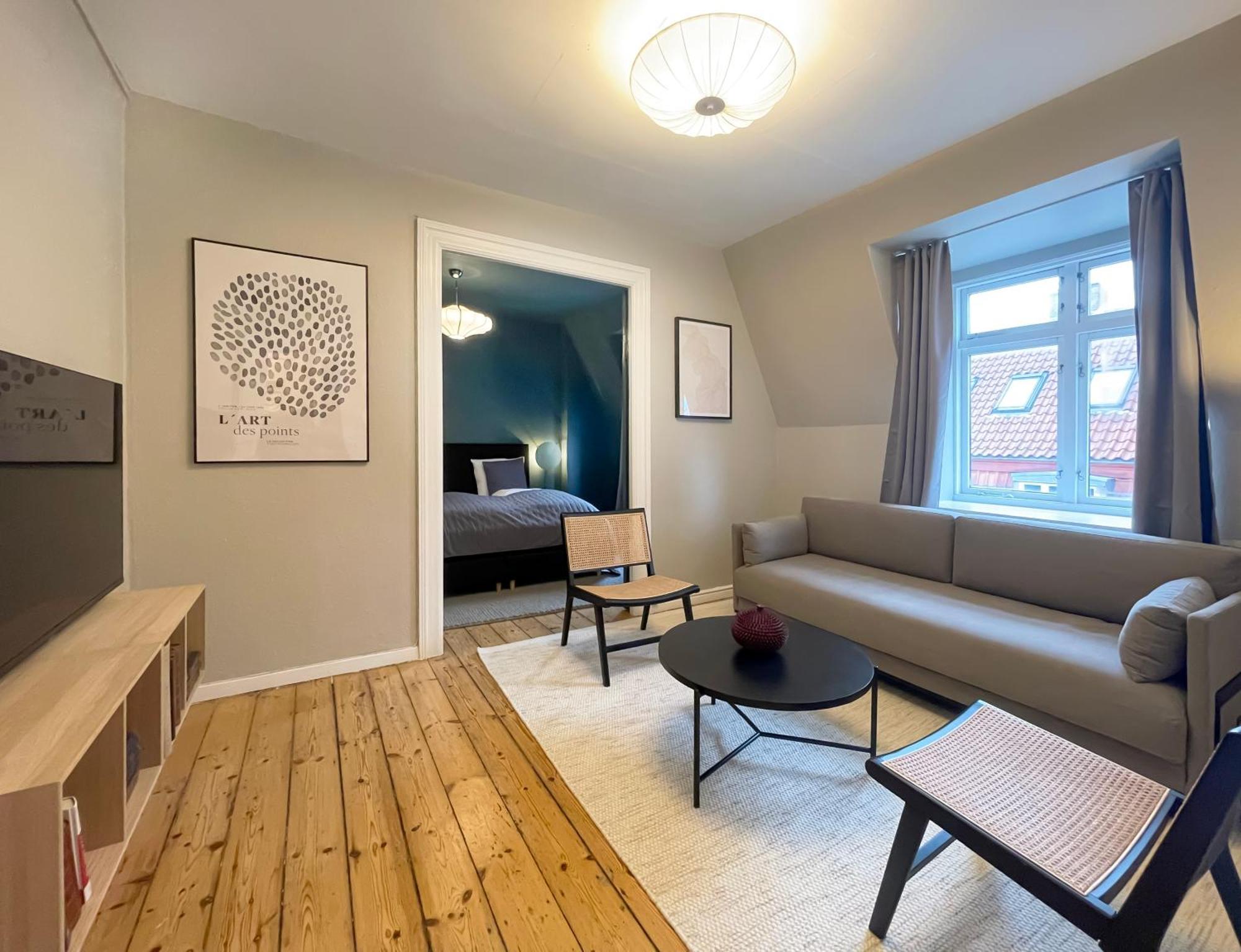 Apartment Rustic & Cozy 2br In Heart Of Cph By Stroget