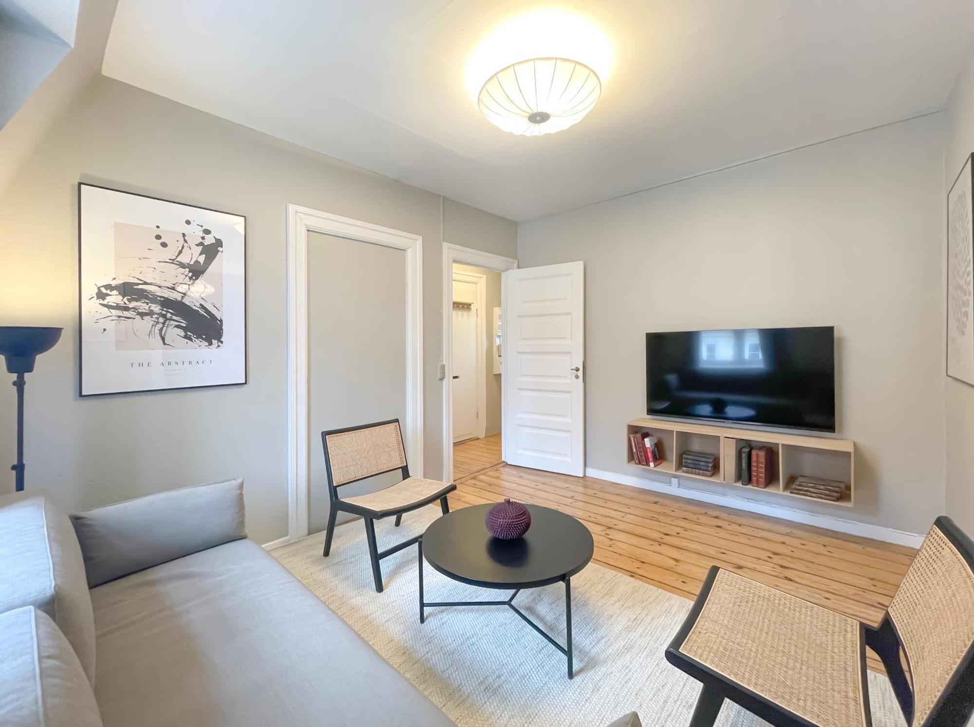 Rustic & Cozy 2br In Heart Of Cph By Stroget *