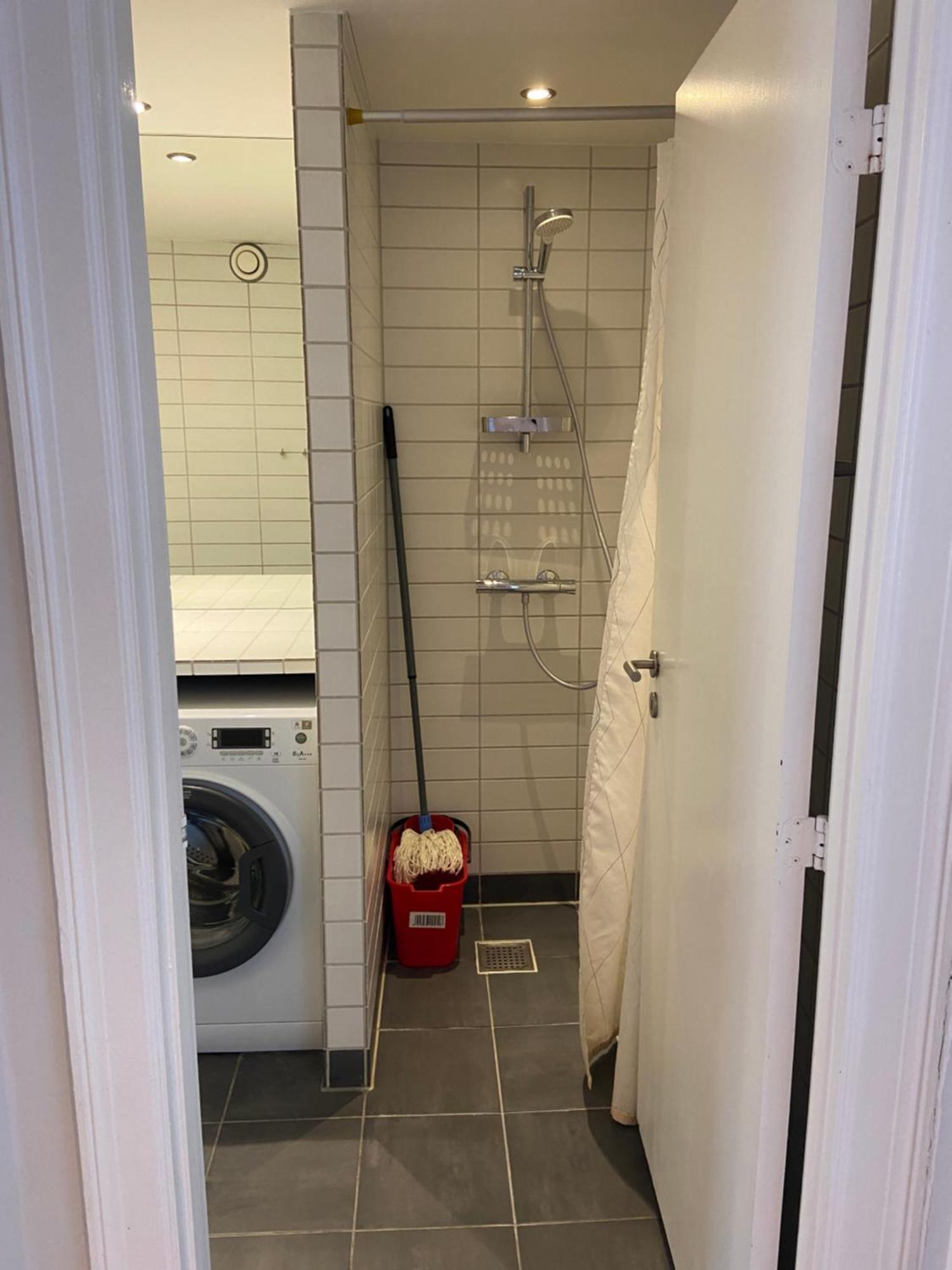 Huoneisto Bright 2-bedroom In Elegant Osterbro Kööpenhamina