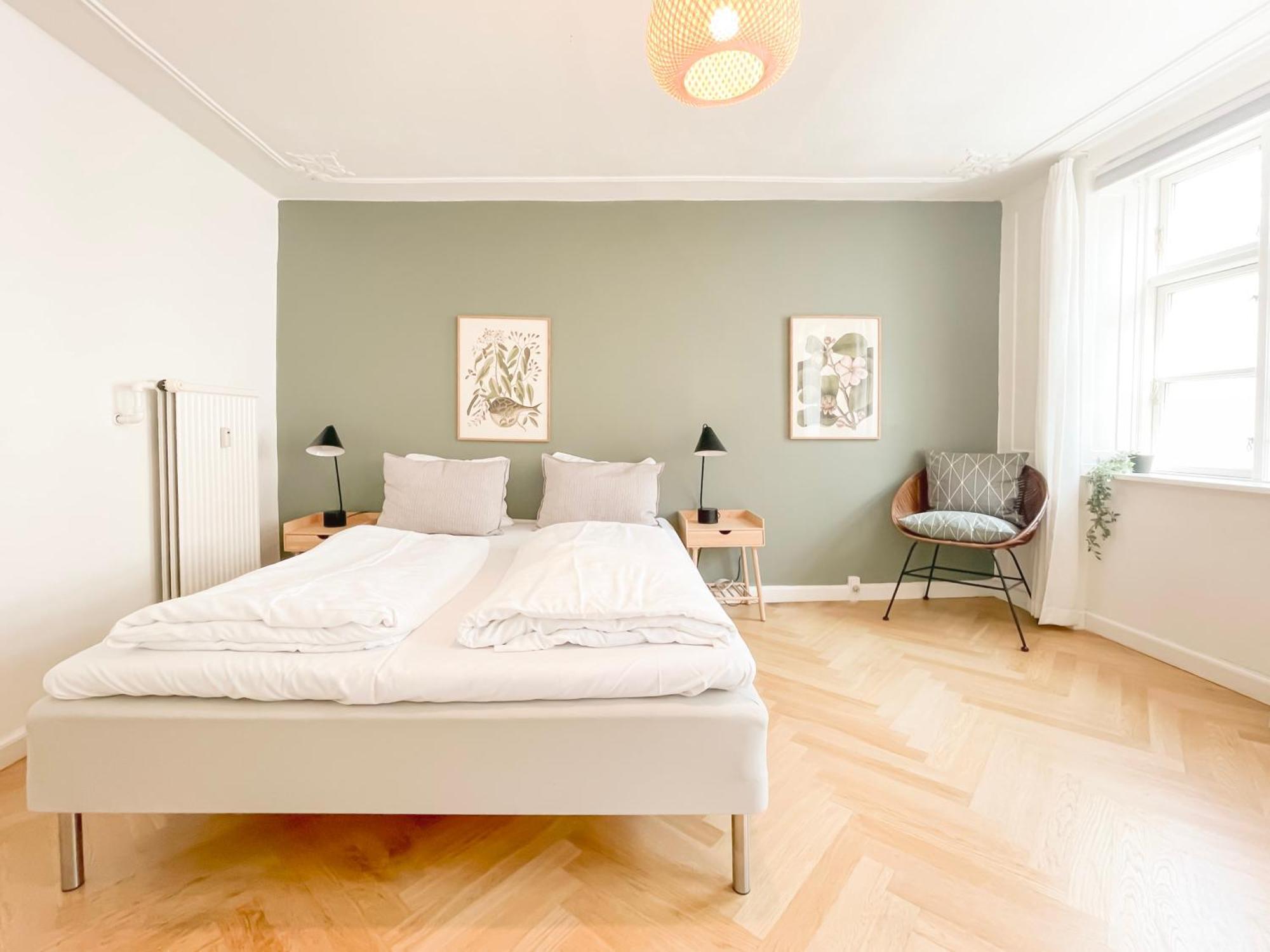 Large Flat With 4 Bedrooms In Appartement Kopenhagen