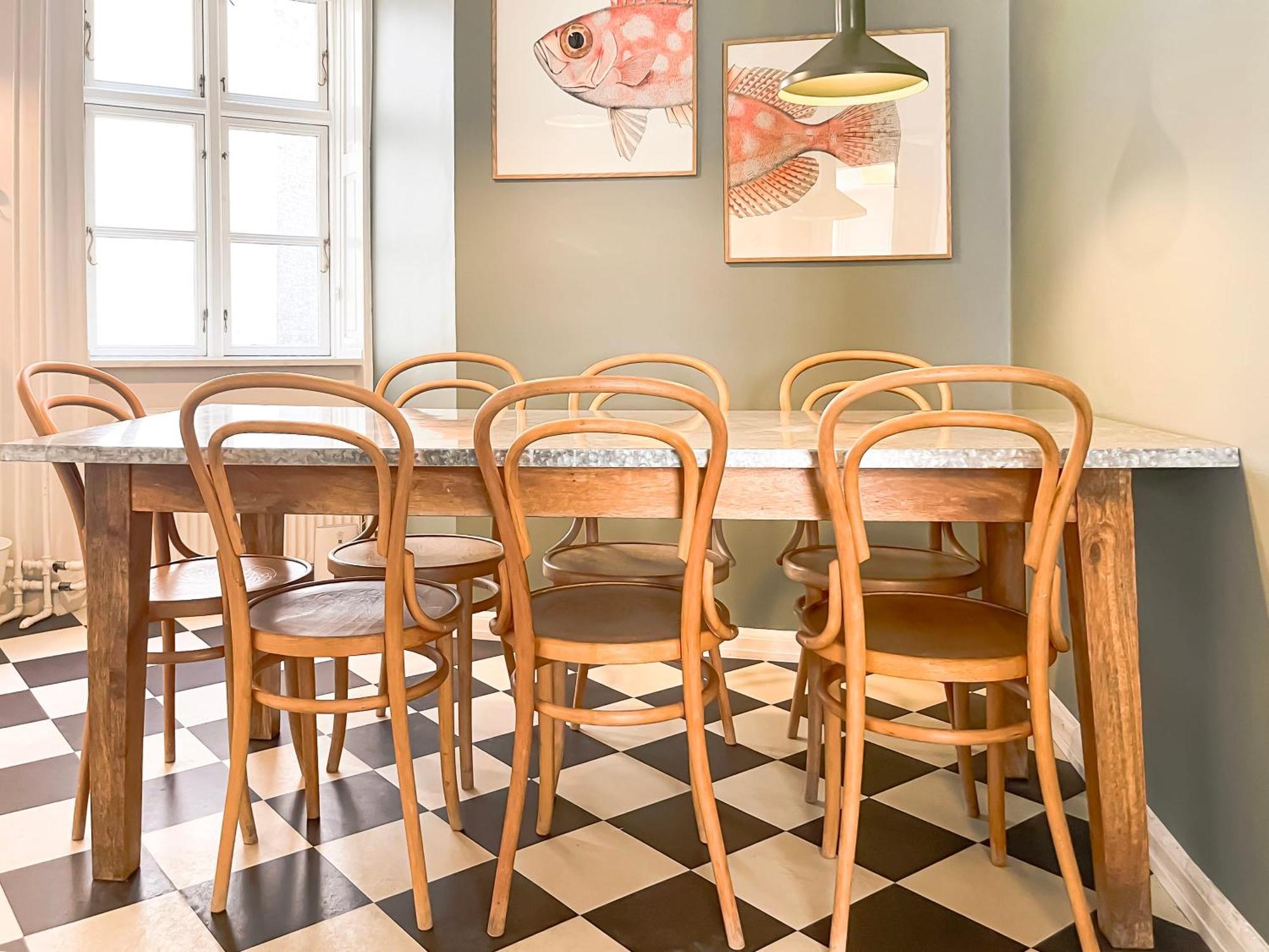 Appartement Large Flat With 4 Bedrooms In
