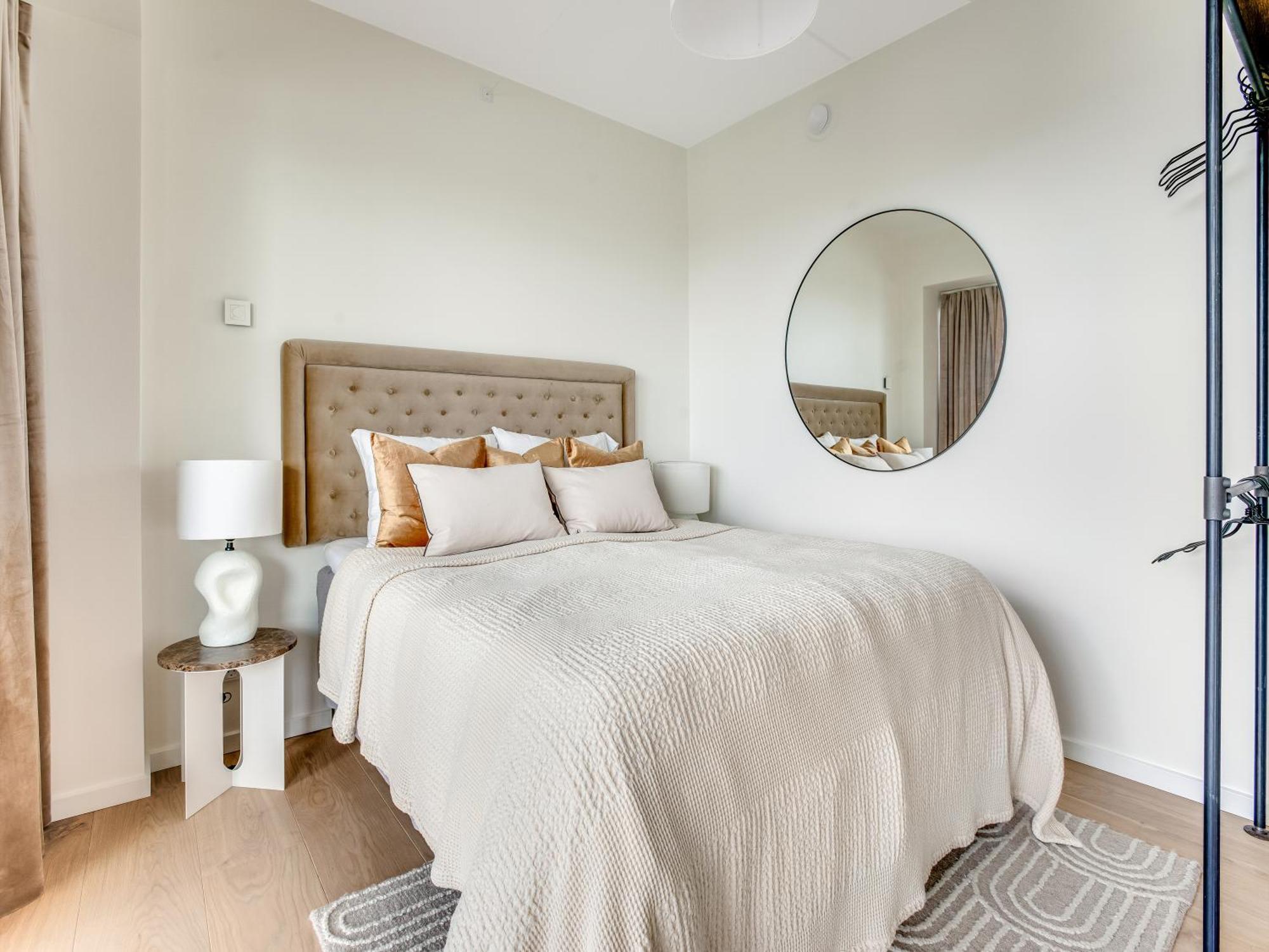 Sanders View - Stunning Two-bedroom With Harbor View