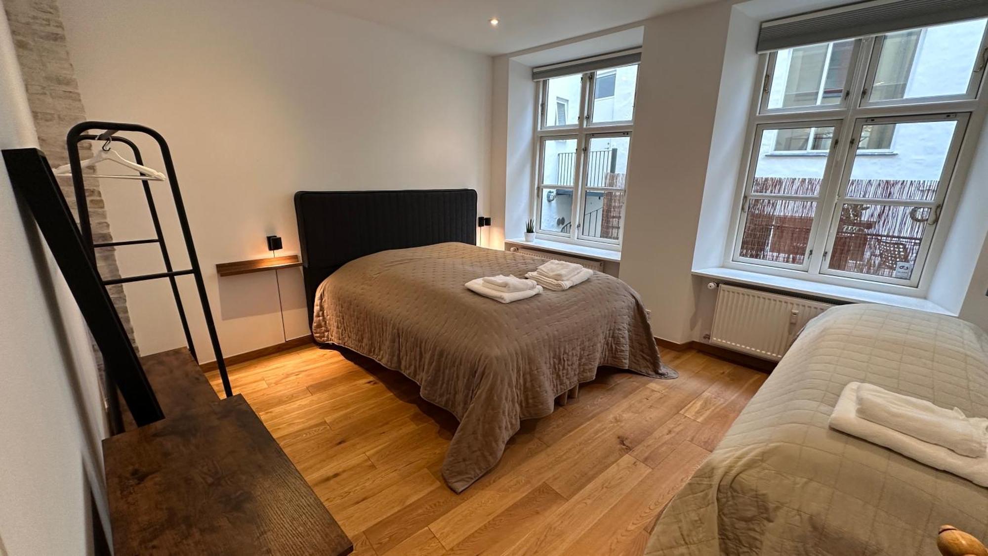 - Rap 8 Apartment *