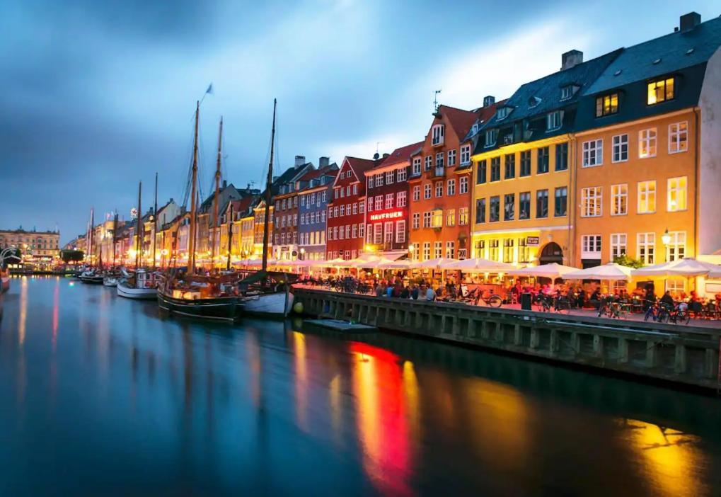 Large In Lovely Urban Area In Cph O Appartement Kopenhagen