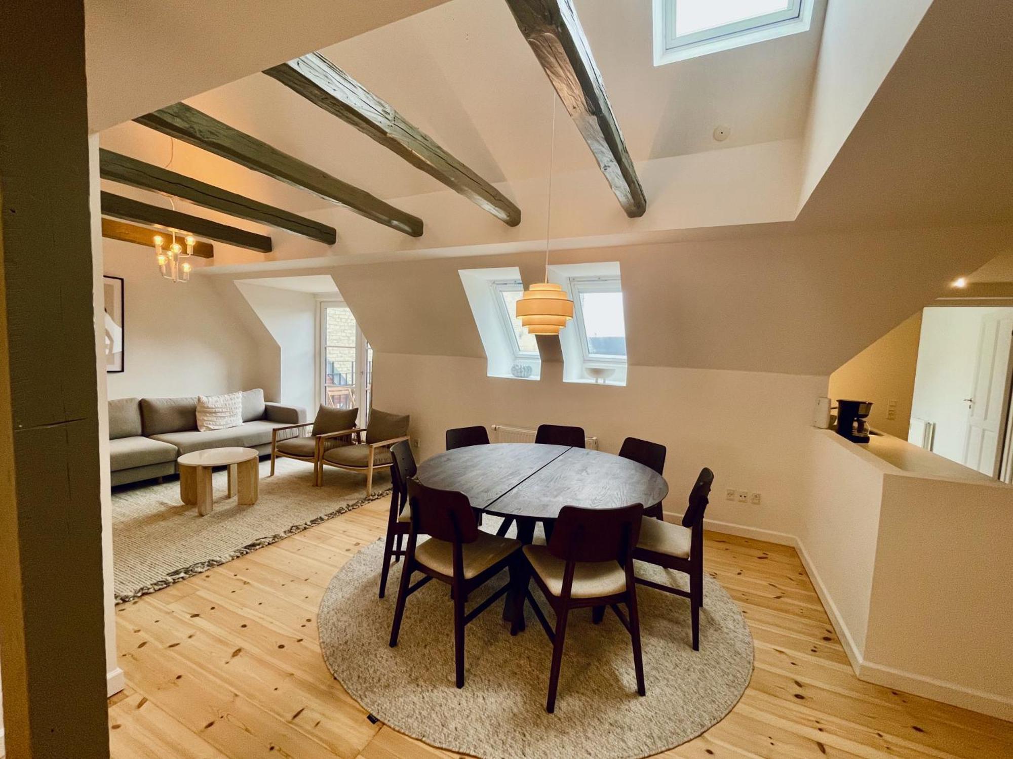Large In Lovely Urban Area In Cph O Appartement *