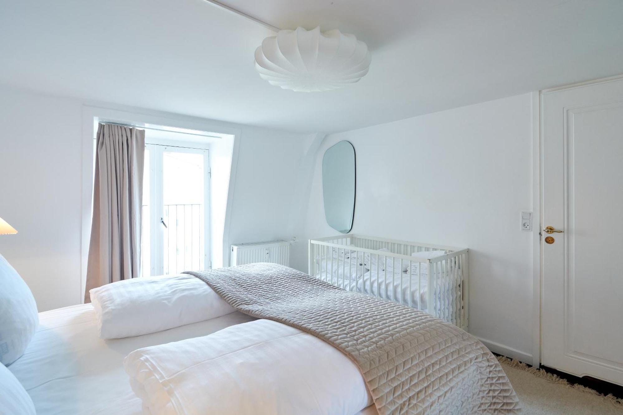 Luxury Penthouse - Private Balcony - Heart Of