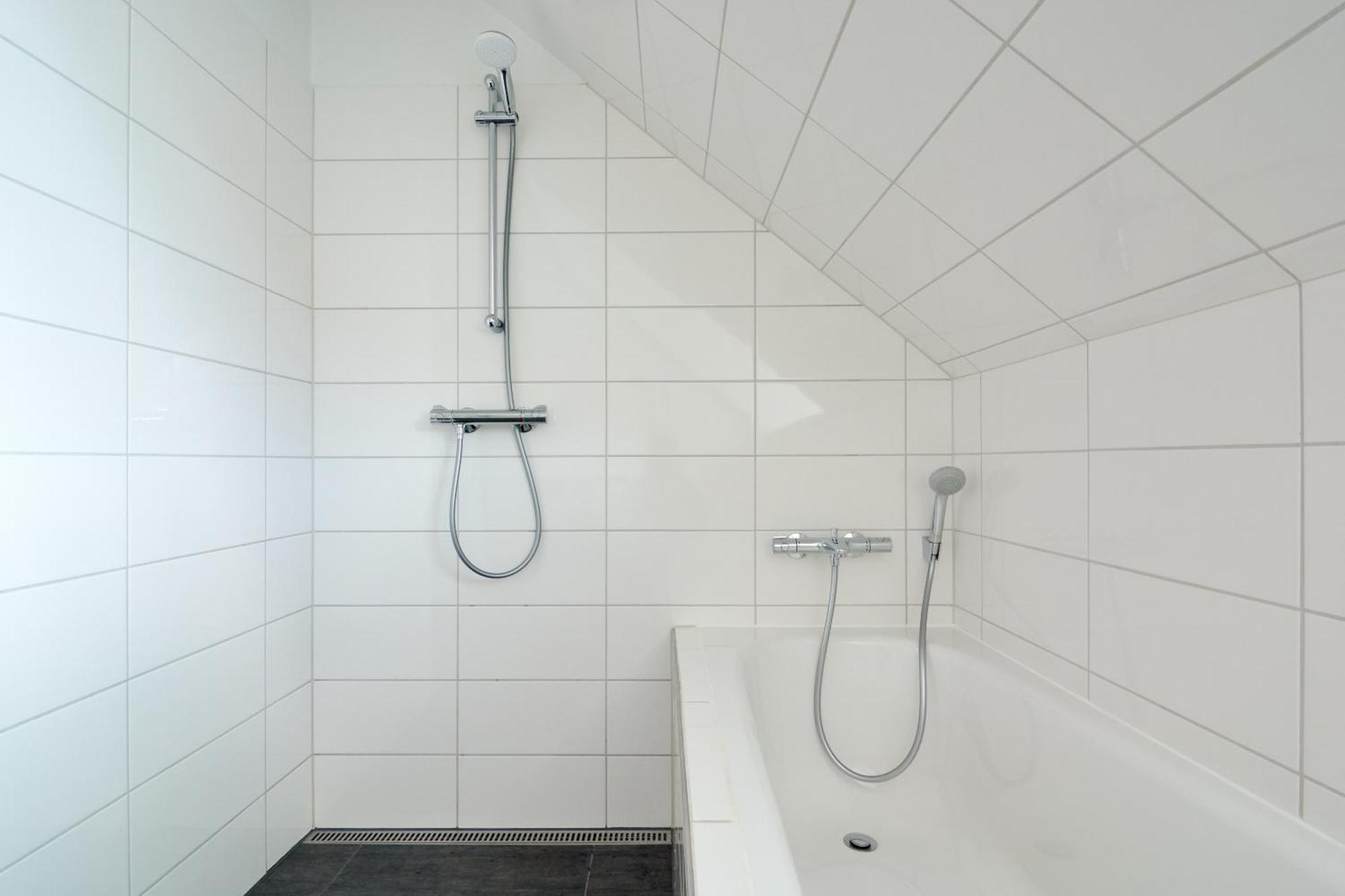 Apartment Beautiful 3 Bedroom Flat Near Shopping & Metro *
