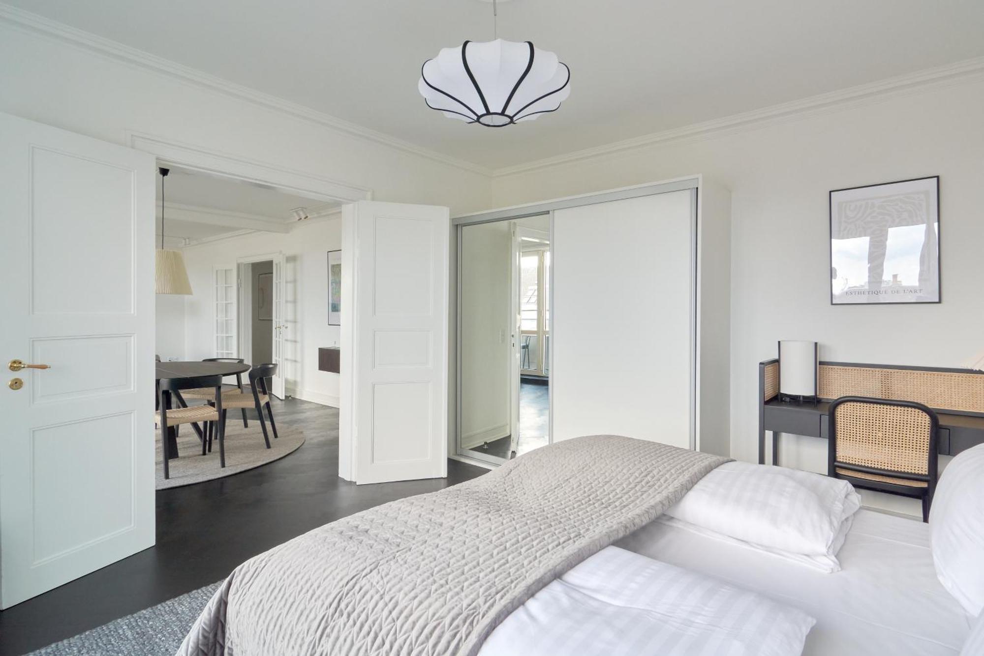 Beautiful 3 Bedroom Flat Near Shopping & Metro * Kopenhagen