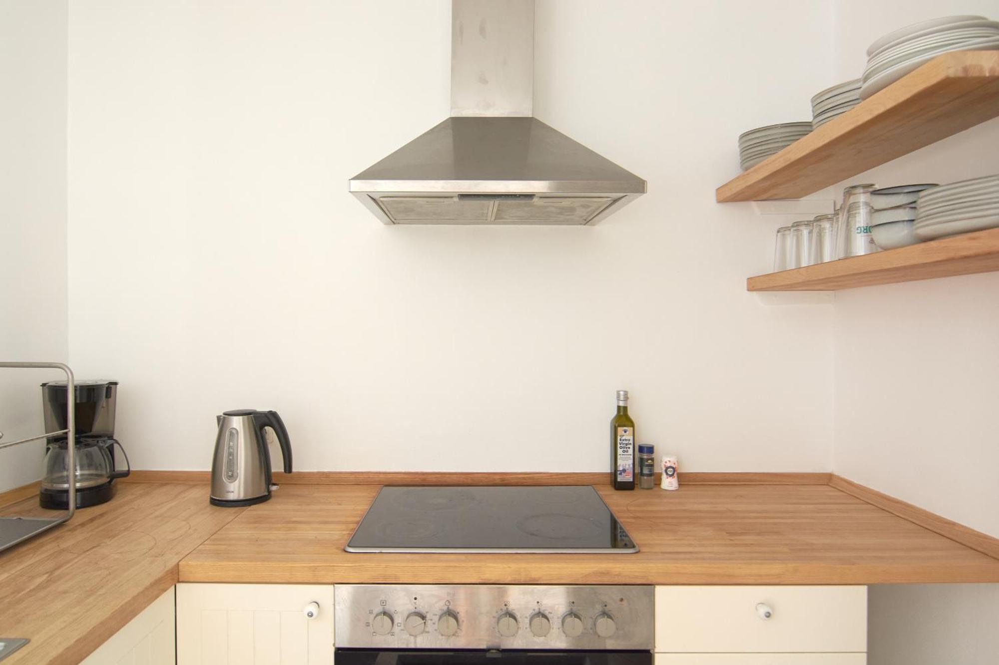 2br In Vibrant & Colourful Nyhavn *