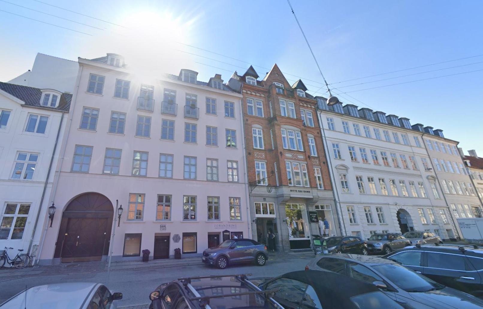 Rare 4br W Unique Details In Cph Lejlighed