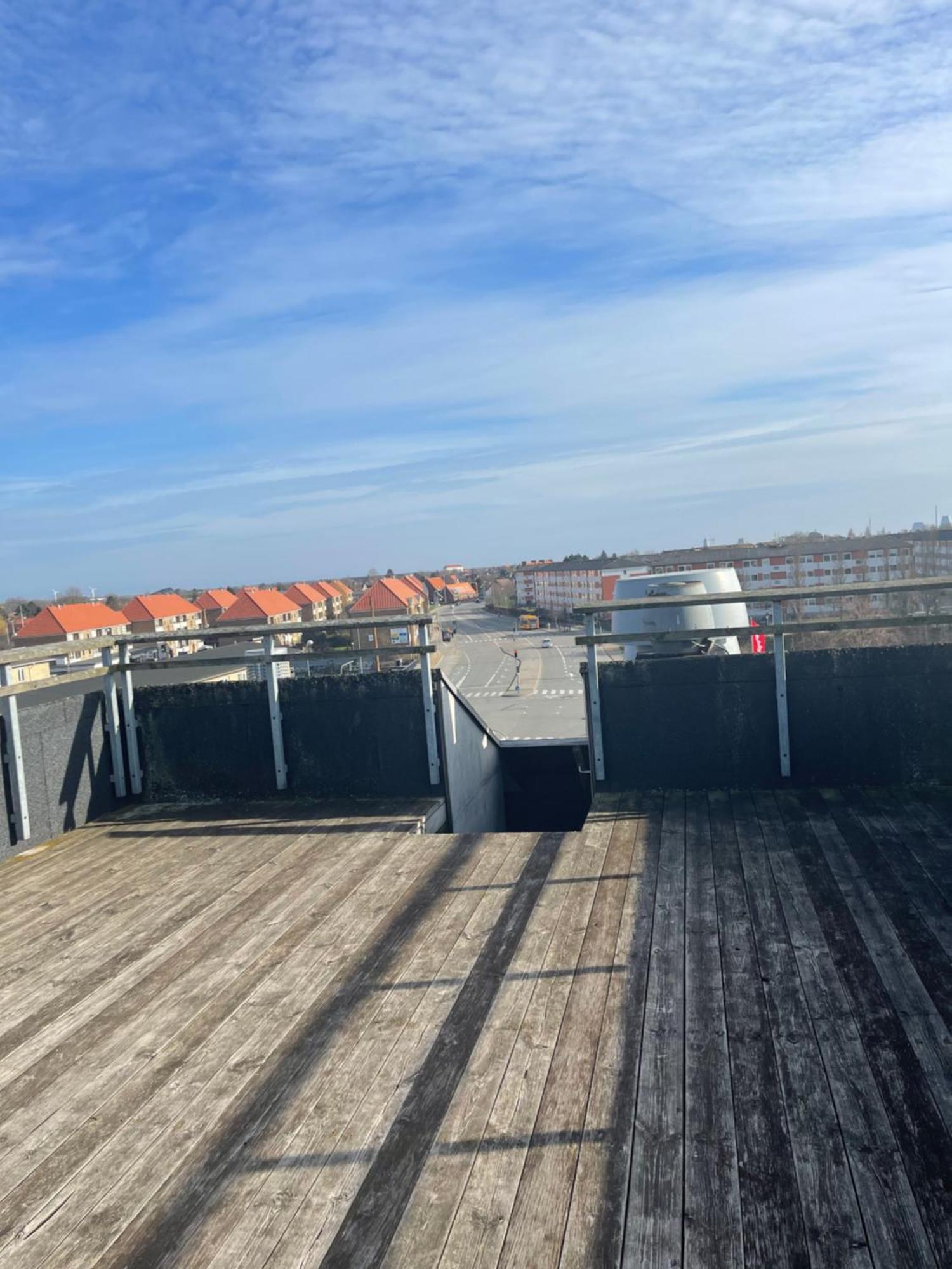 Apartment Vs-guesthouse