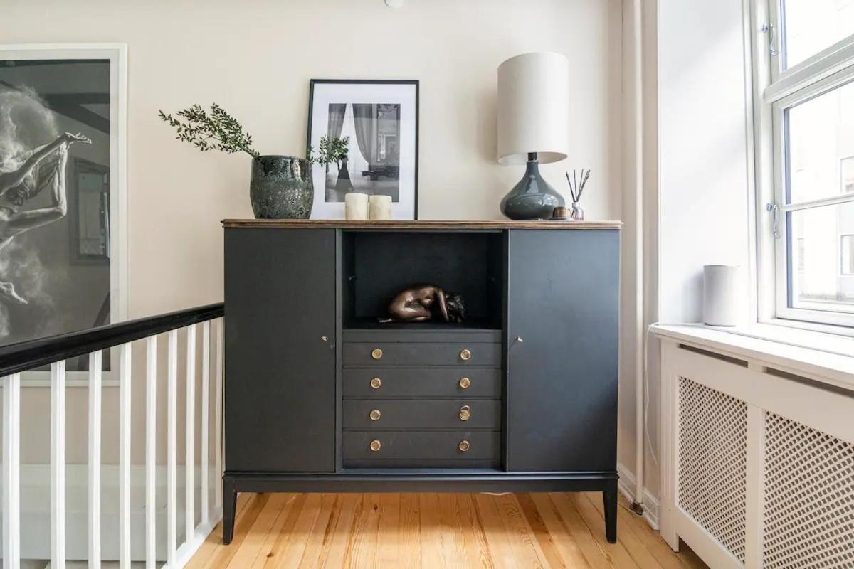 Connected Luxury In Historical Townhouse Appartamento Copenaghen