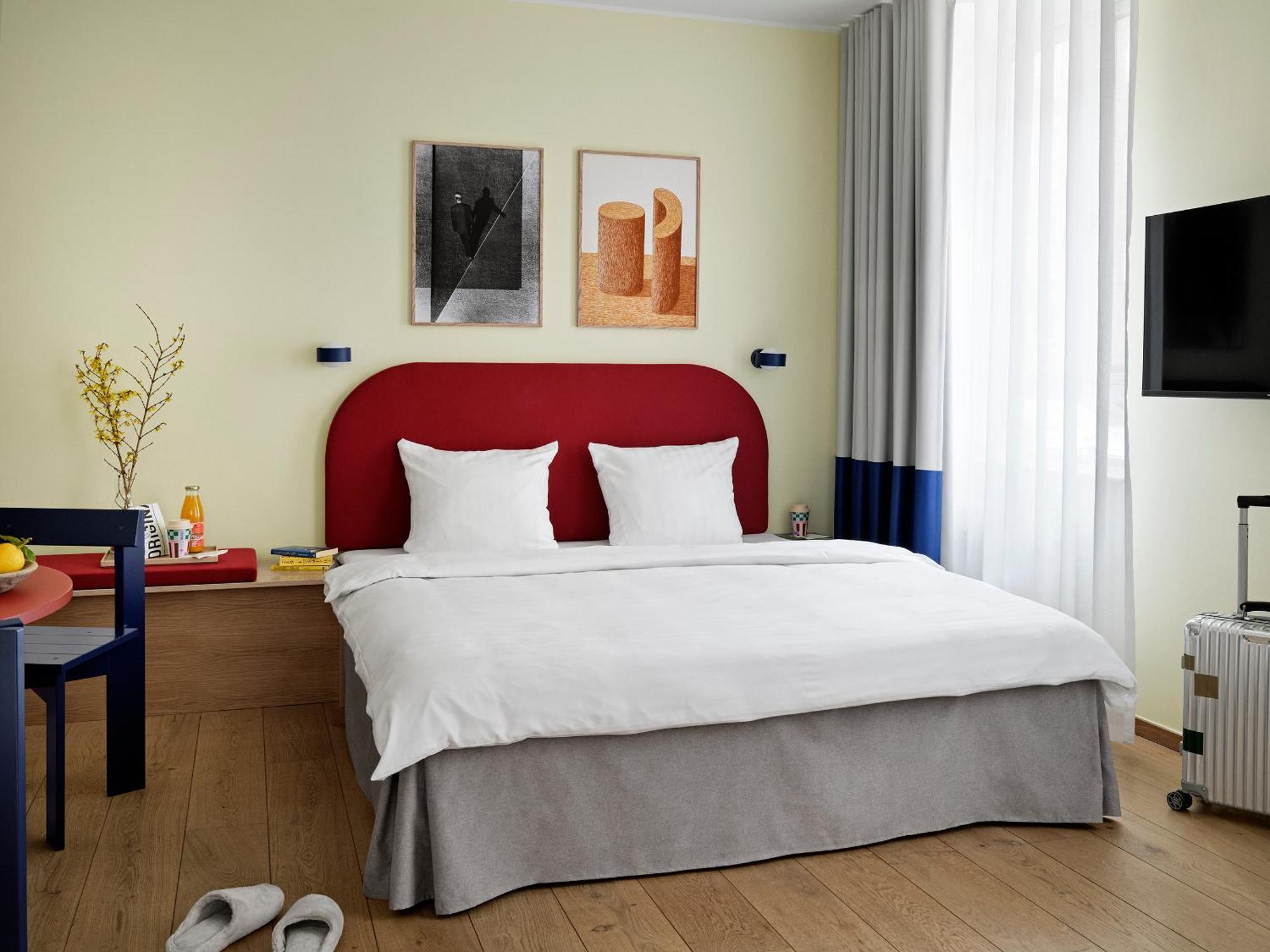 Aparthotel Brik *