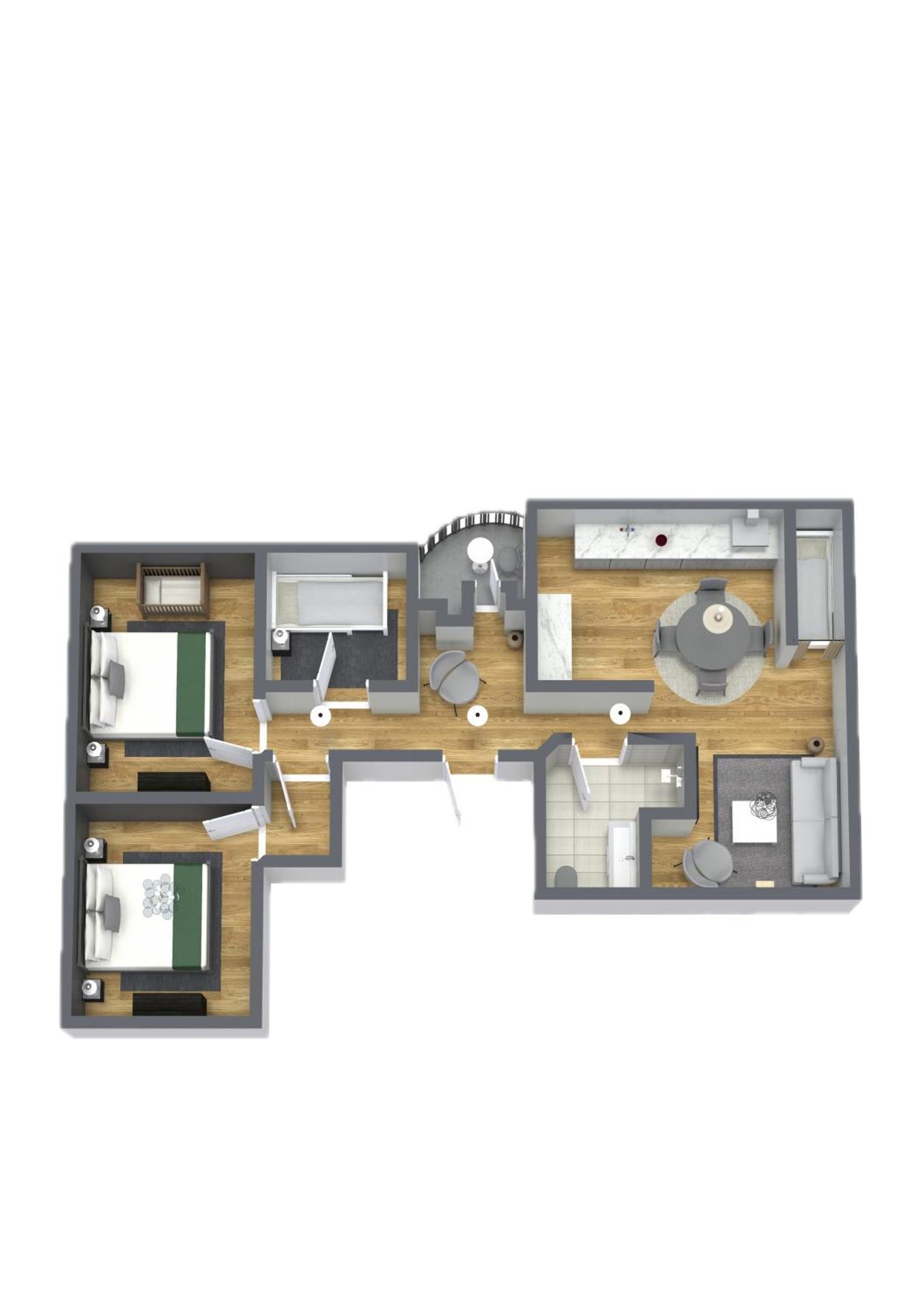 Apartment Centrally Located 3 Bedroom Flat *