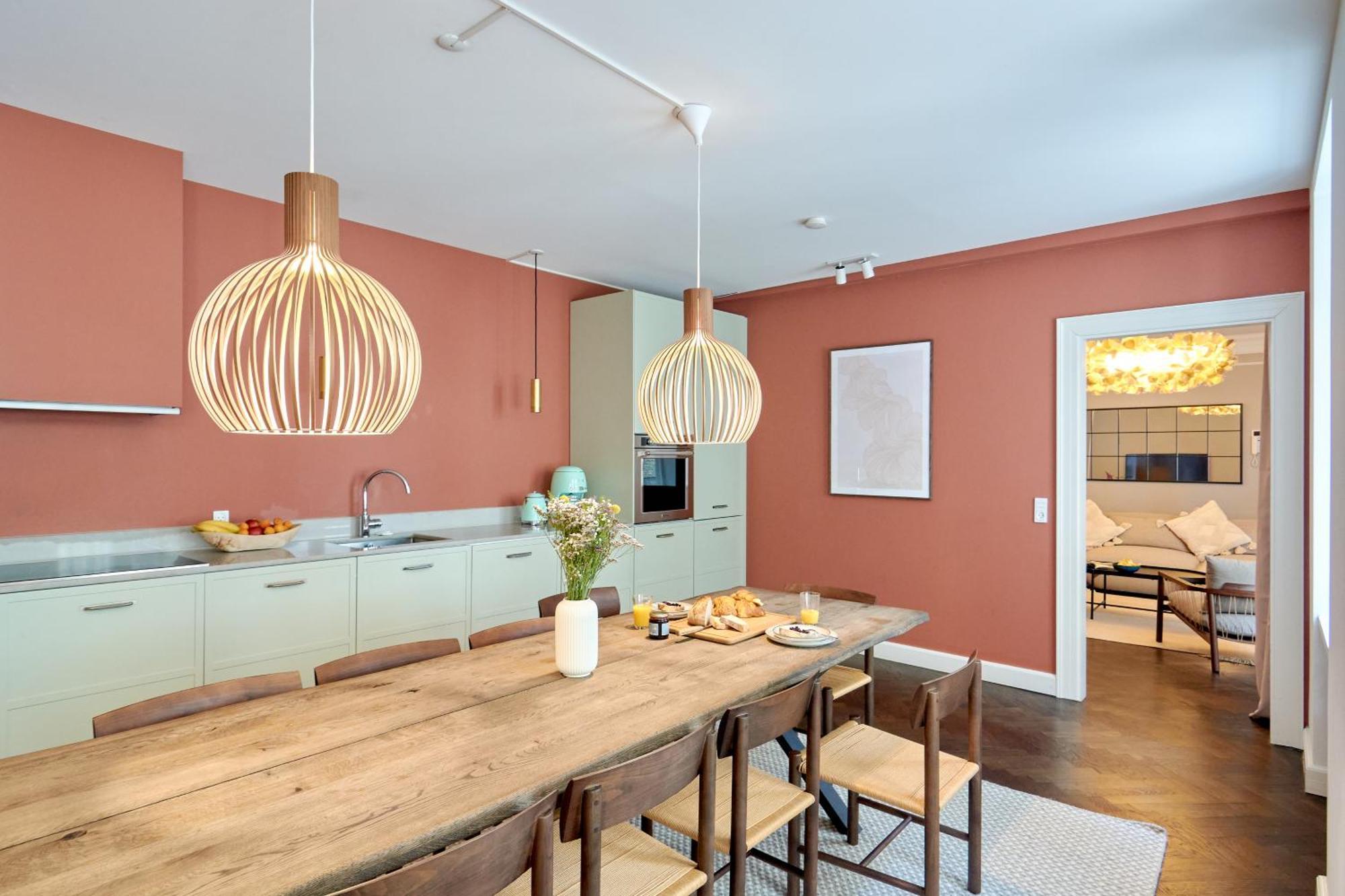 Apartment Stylish Spacious Flat W 3br In *
