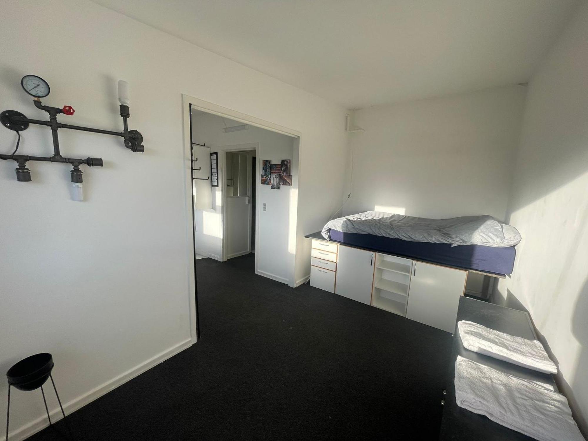 Airport Appartement *